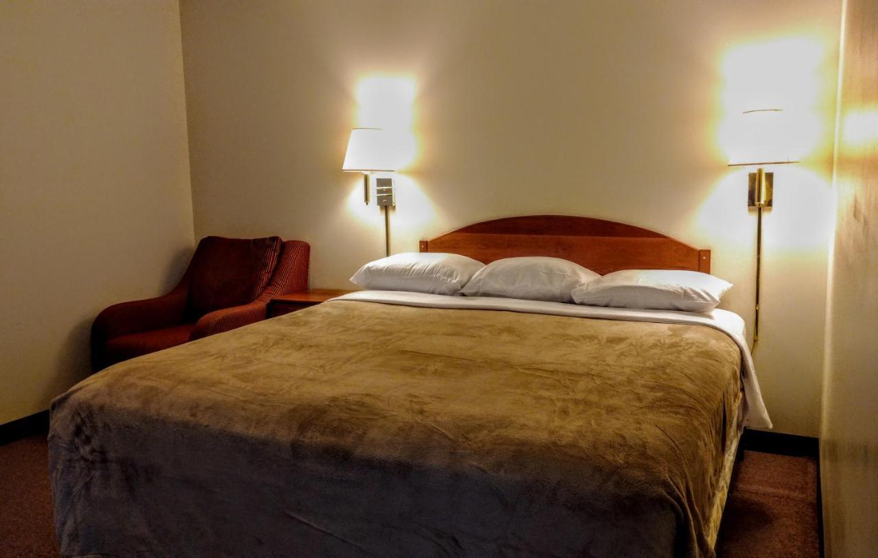 King Room - Disability Access,1025085340:JPEG