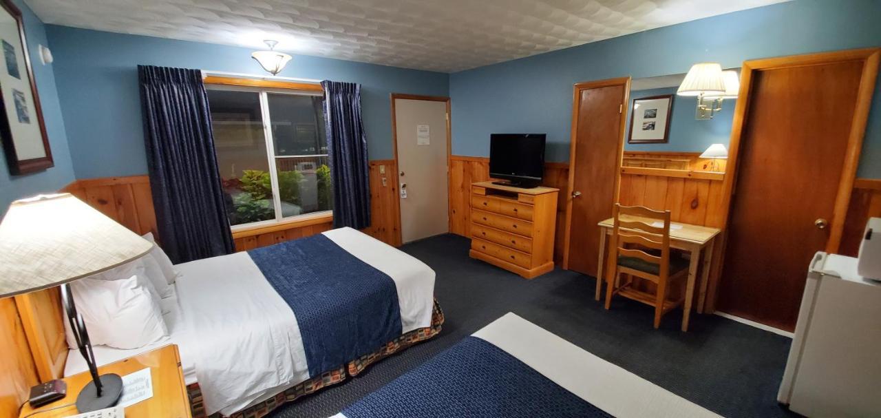 Standard Double Room,1083040498:JPEG