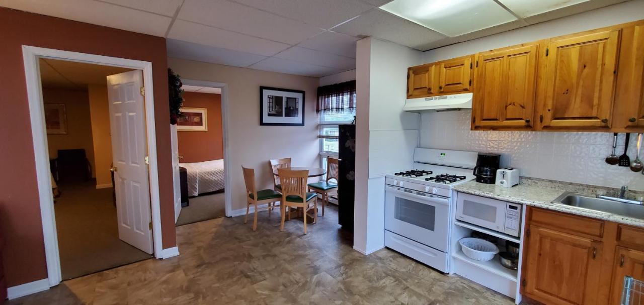 Two-Bedroom Suite,733060540:JPEG