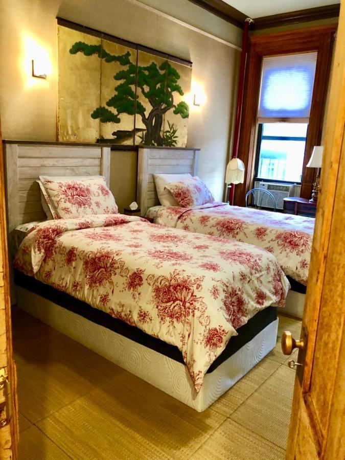 Quarto com Cama de Casal ou 2 de Solteiro e Vista da Cidade