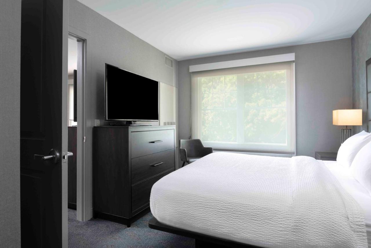 One-Bedroom King Suite with Sofa Bed