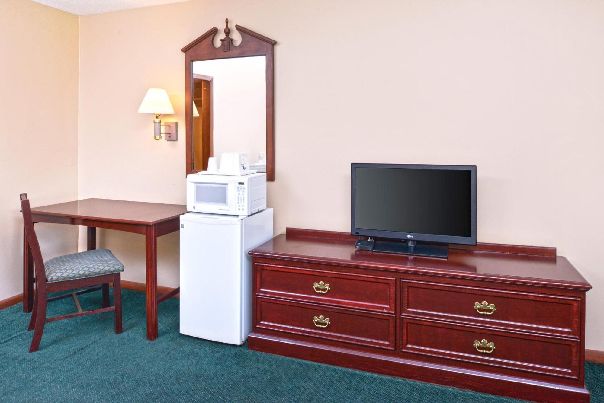 King Room with Spa Bath - Smoking