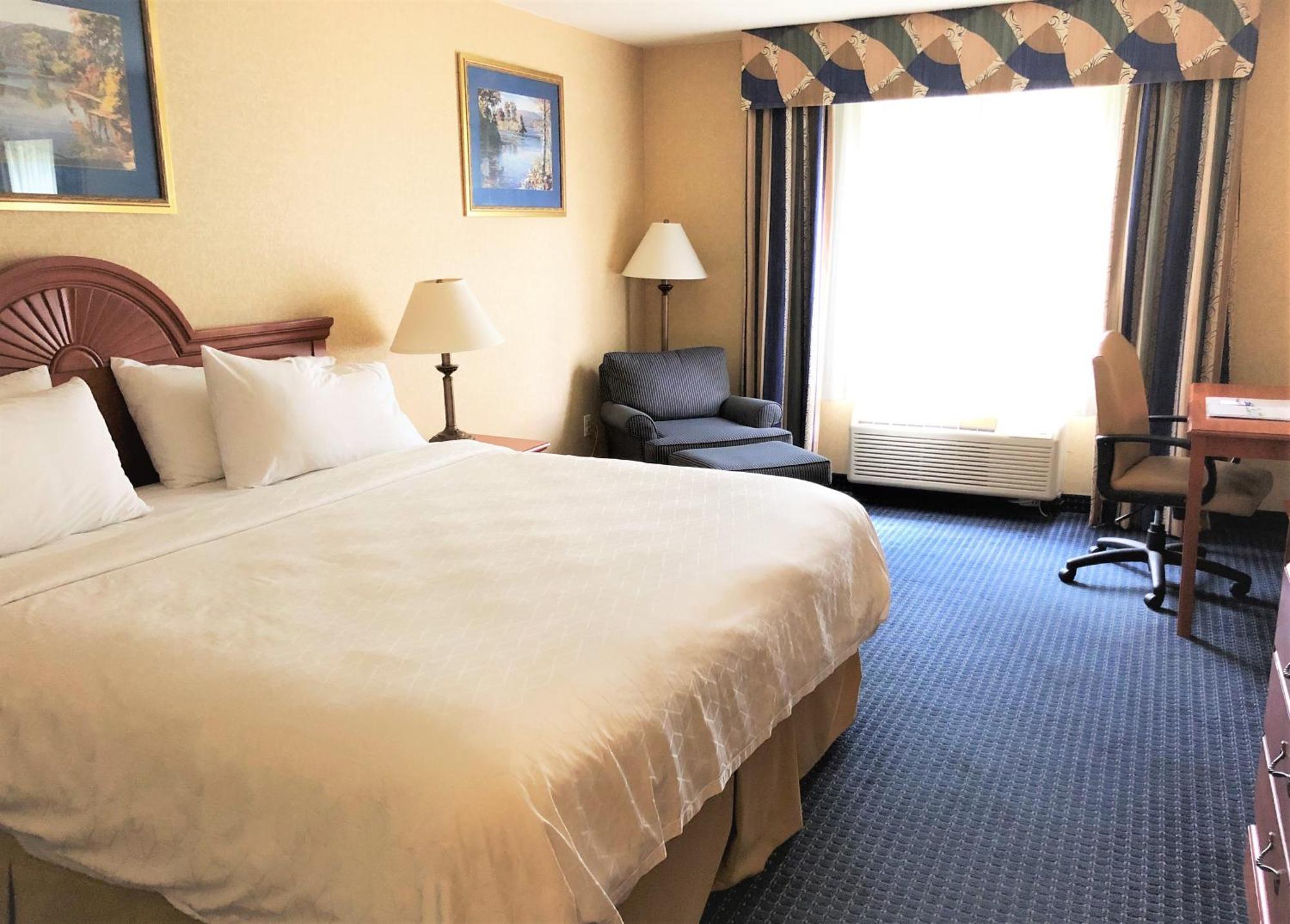 Suite Mobility Access or Hearing Accessible