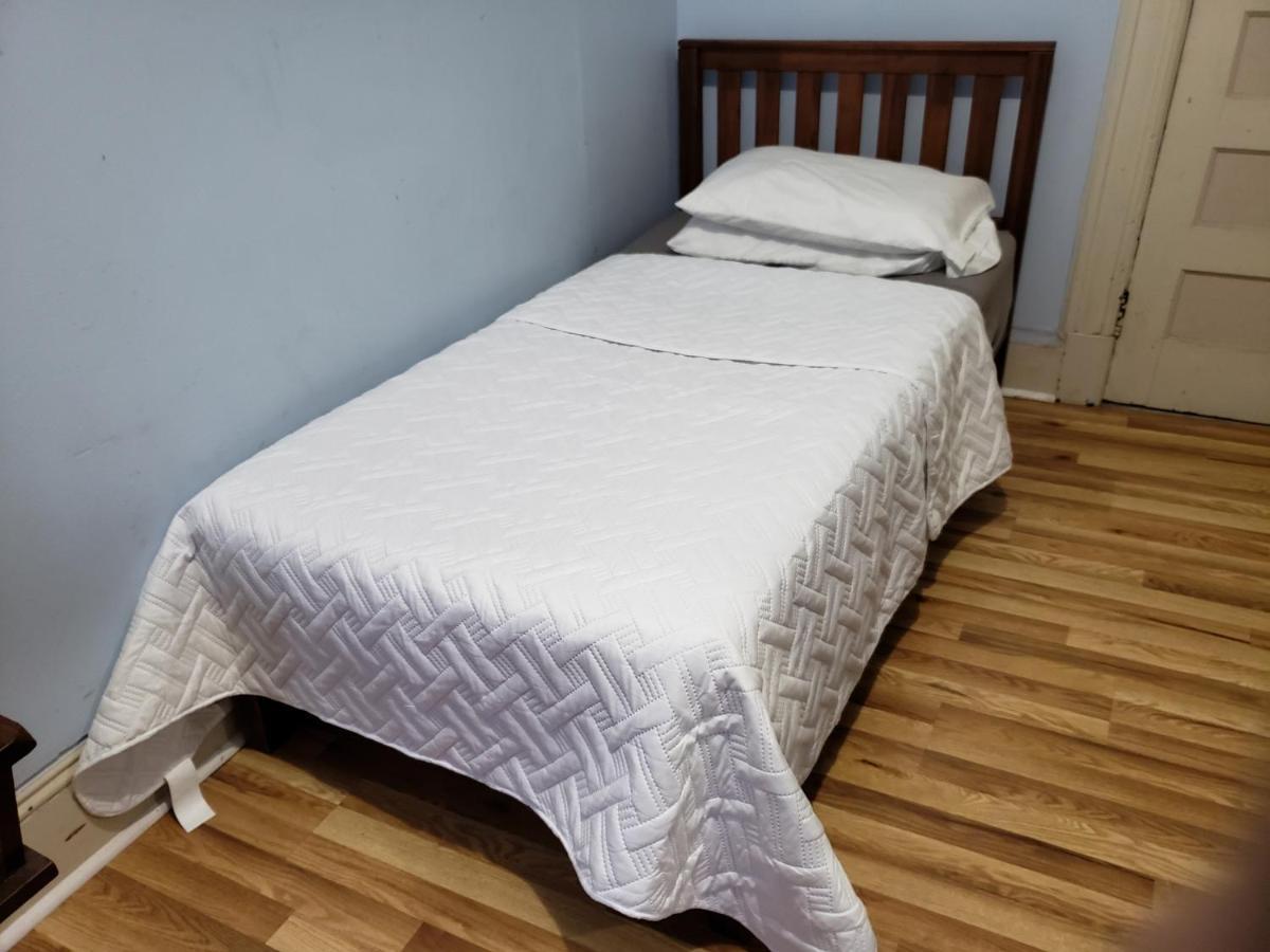 Budget Single Room,1387201556:JPEG