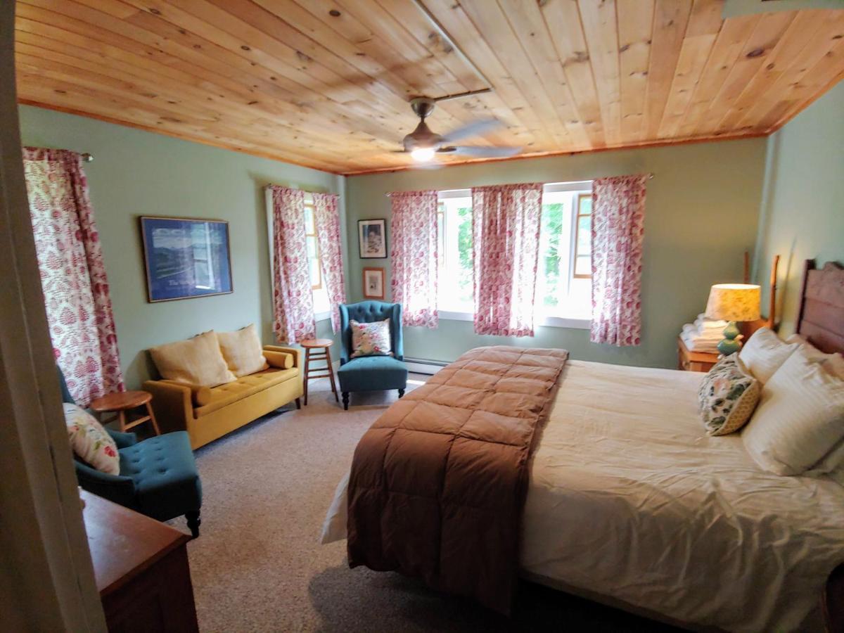 King Suite,1320487066:JPEG