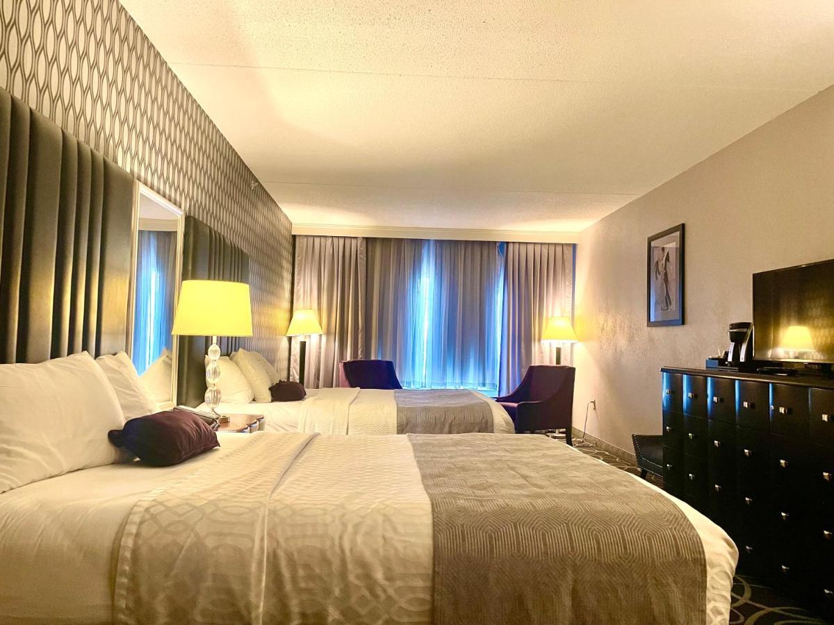 Deluxe ADA with Two Queen Beds