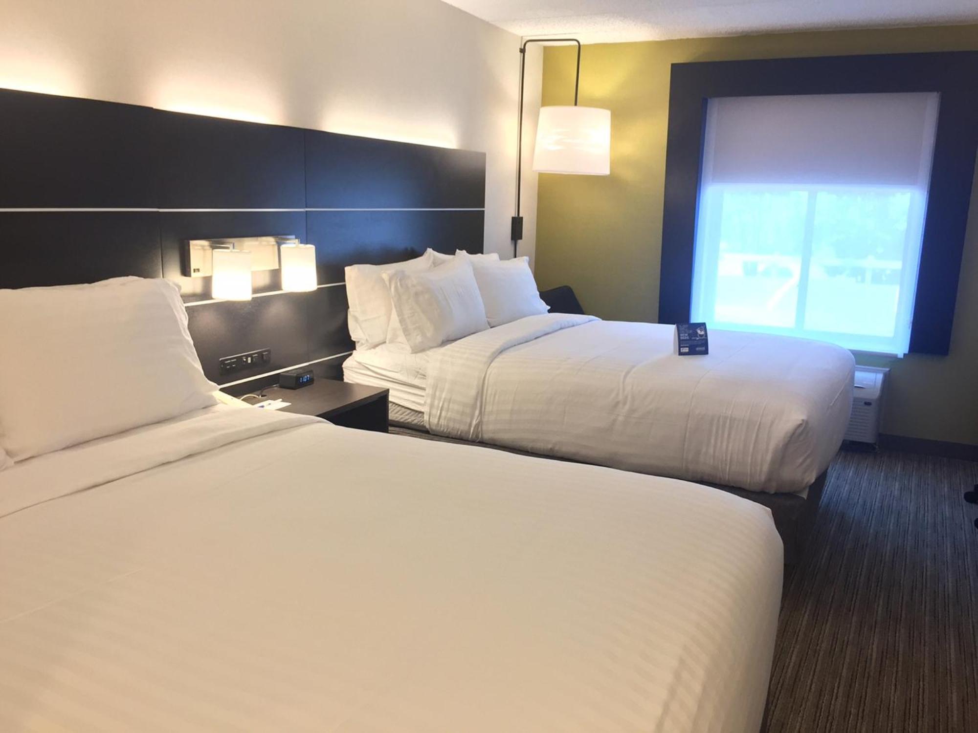 Standard Room Two Queen Beds