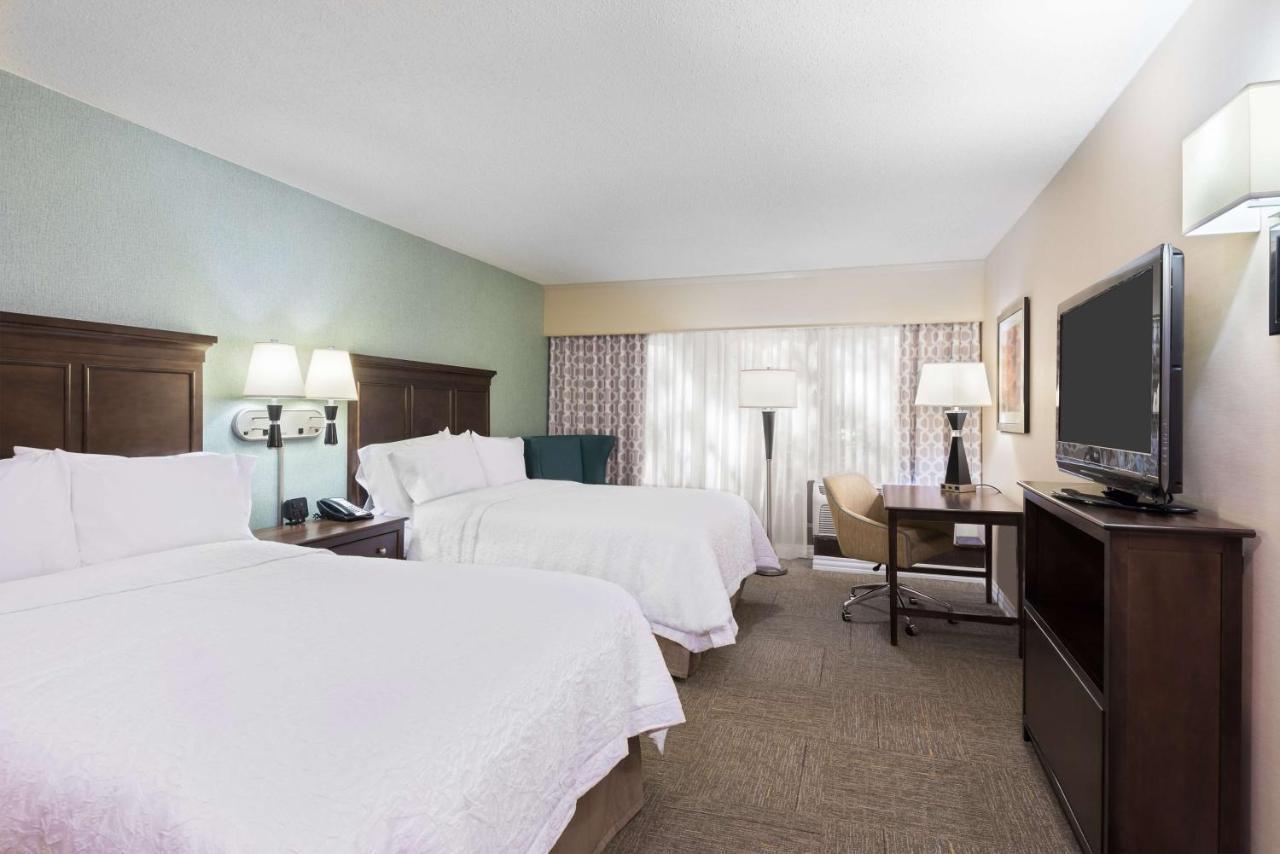 Double Room with Two Double Beds - Non-Smoking,1706505667:JPEG
