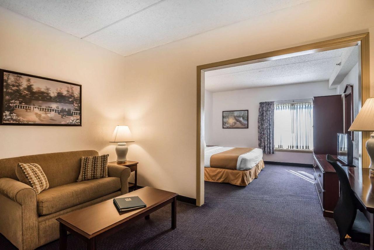 King Suite - Accessible/Non-Smoking,1498731256:JPEG