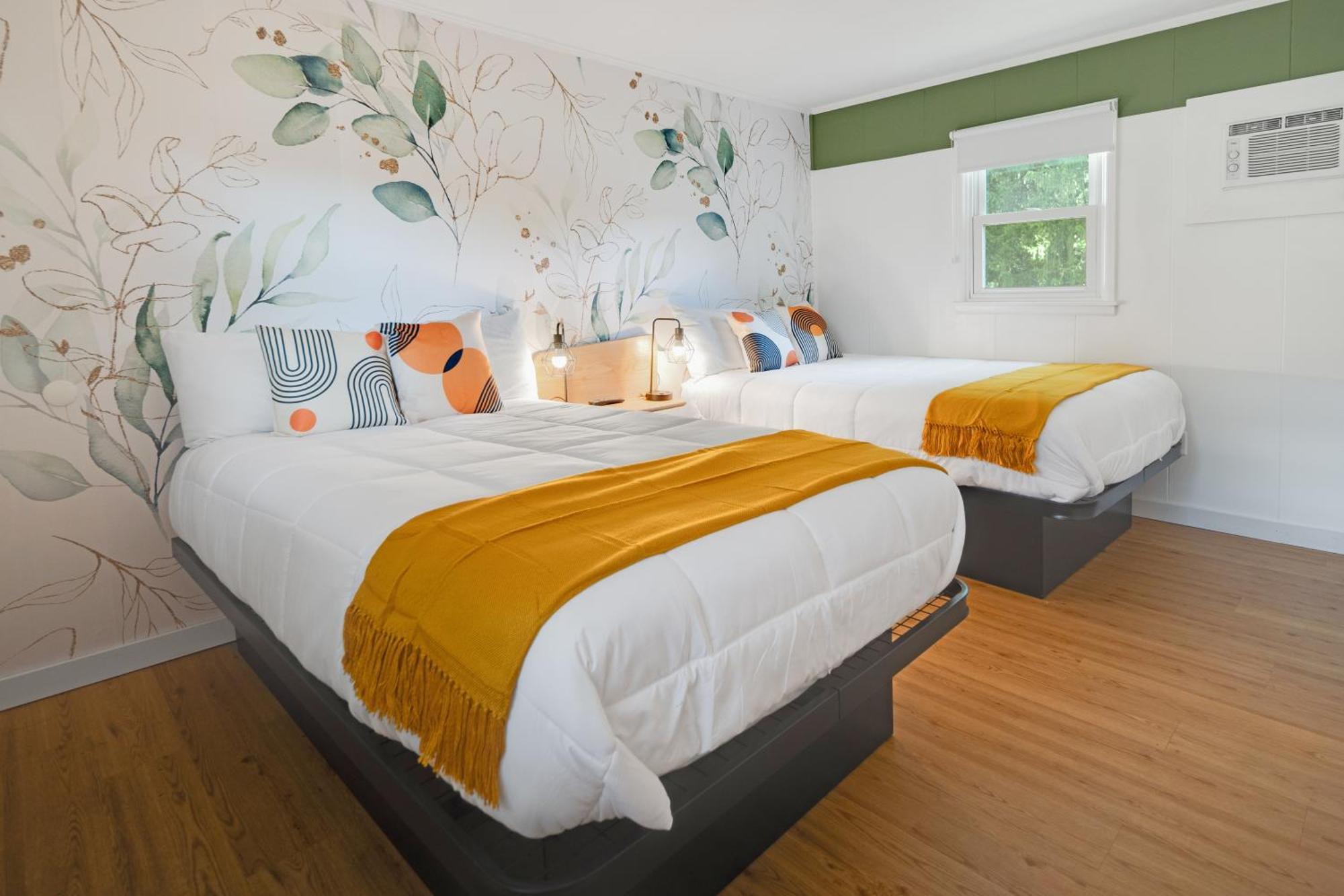 Double Room with Two Double Beds,1546950481:JPEG