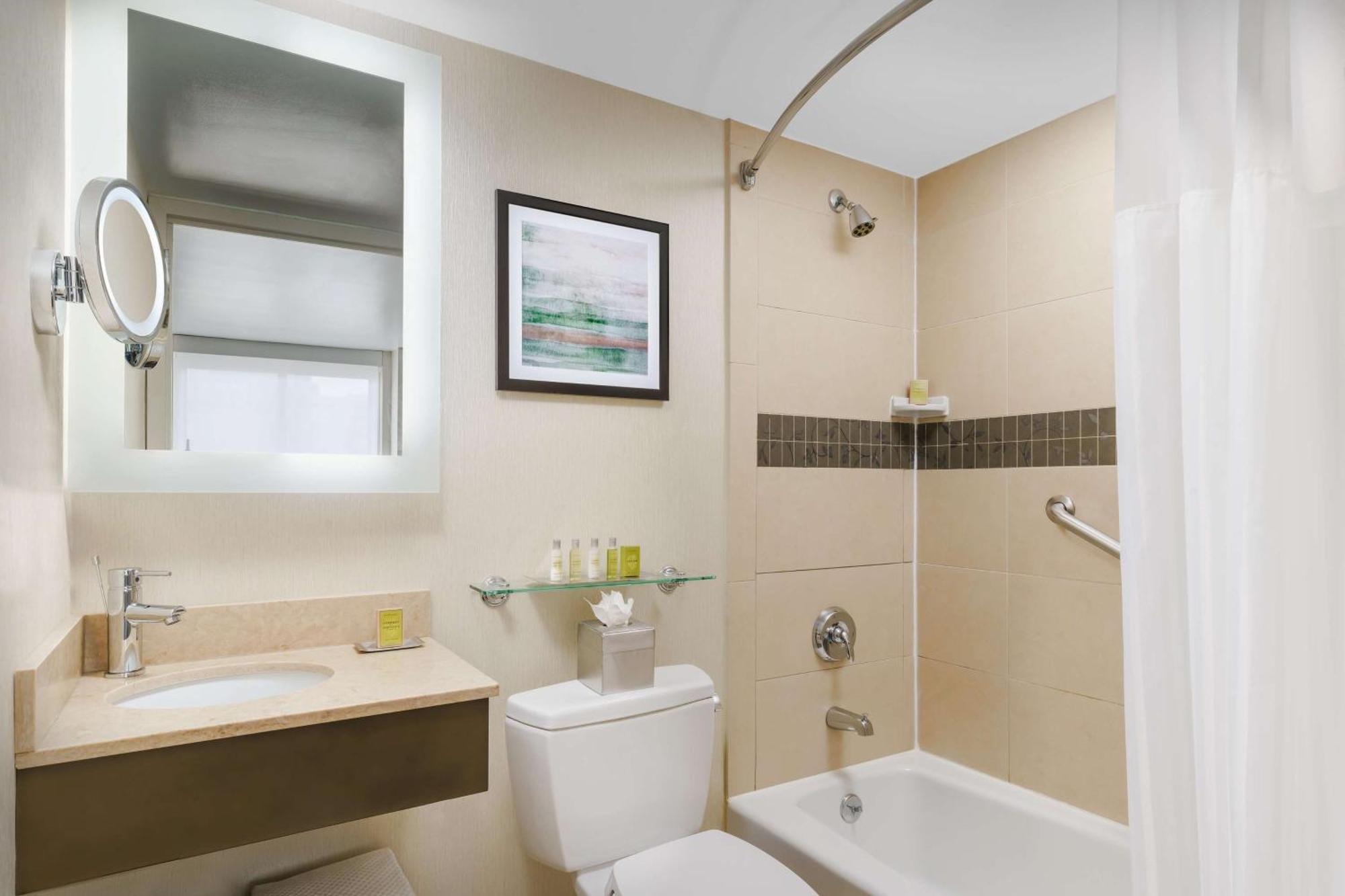 Suite met 1 Slaapkamer met Kingsize Bed en Slaapbank - Niet-Roken