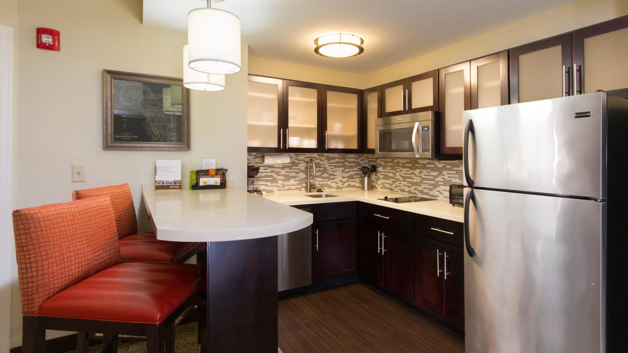 Two-Bedroom Suite - Non-Smoking,1435124227:JPEG