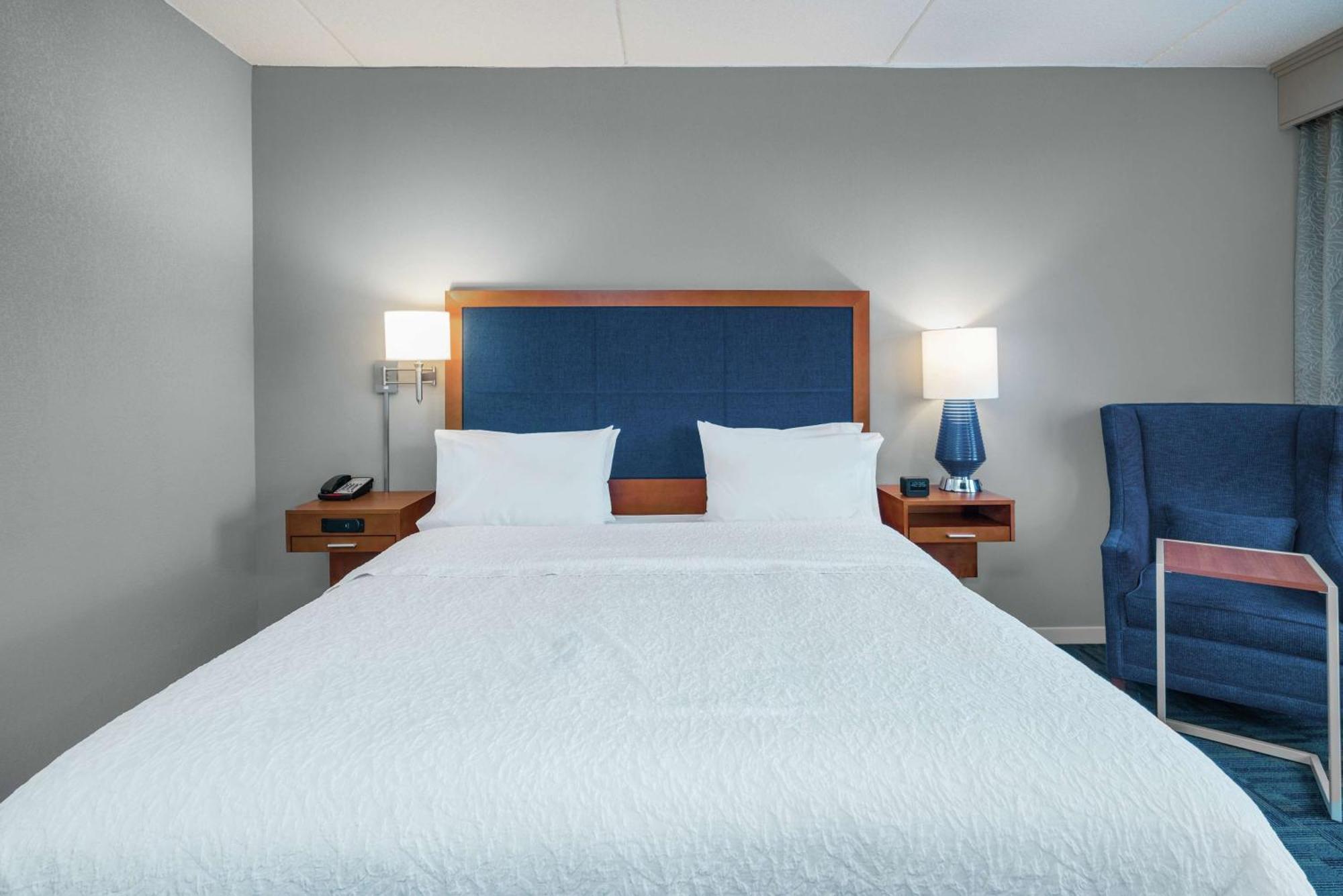 King Room - Mobility Access/Non-Smoking