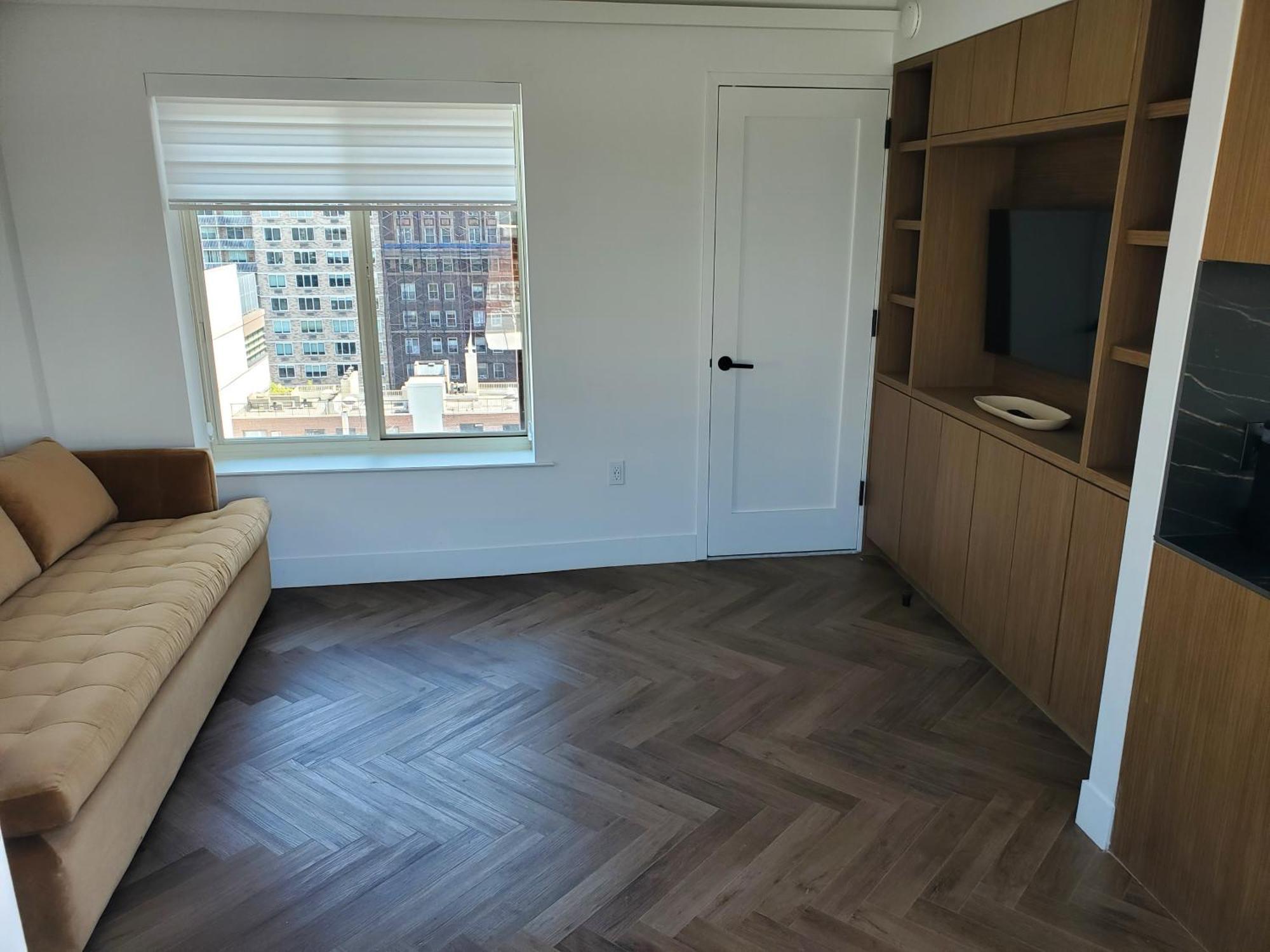 Penthouse Suite met Balkon en Uitzicht op de Rivier