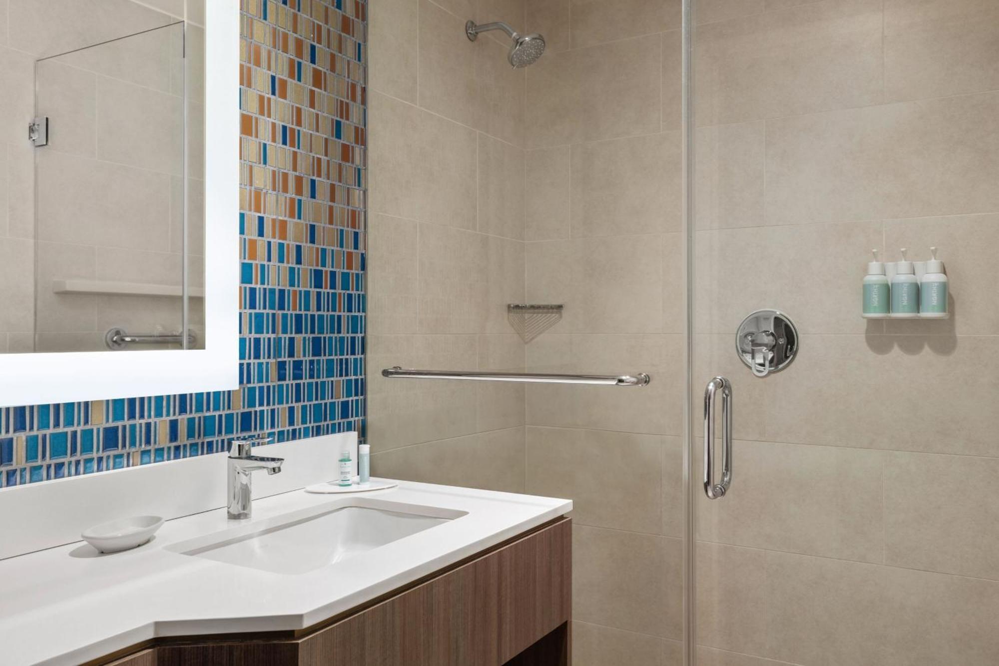 Executive King Suite,1610237171:JPEG