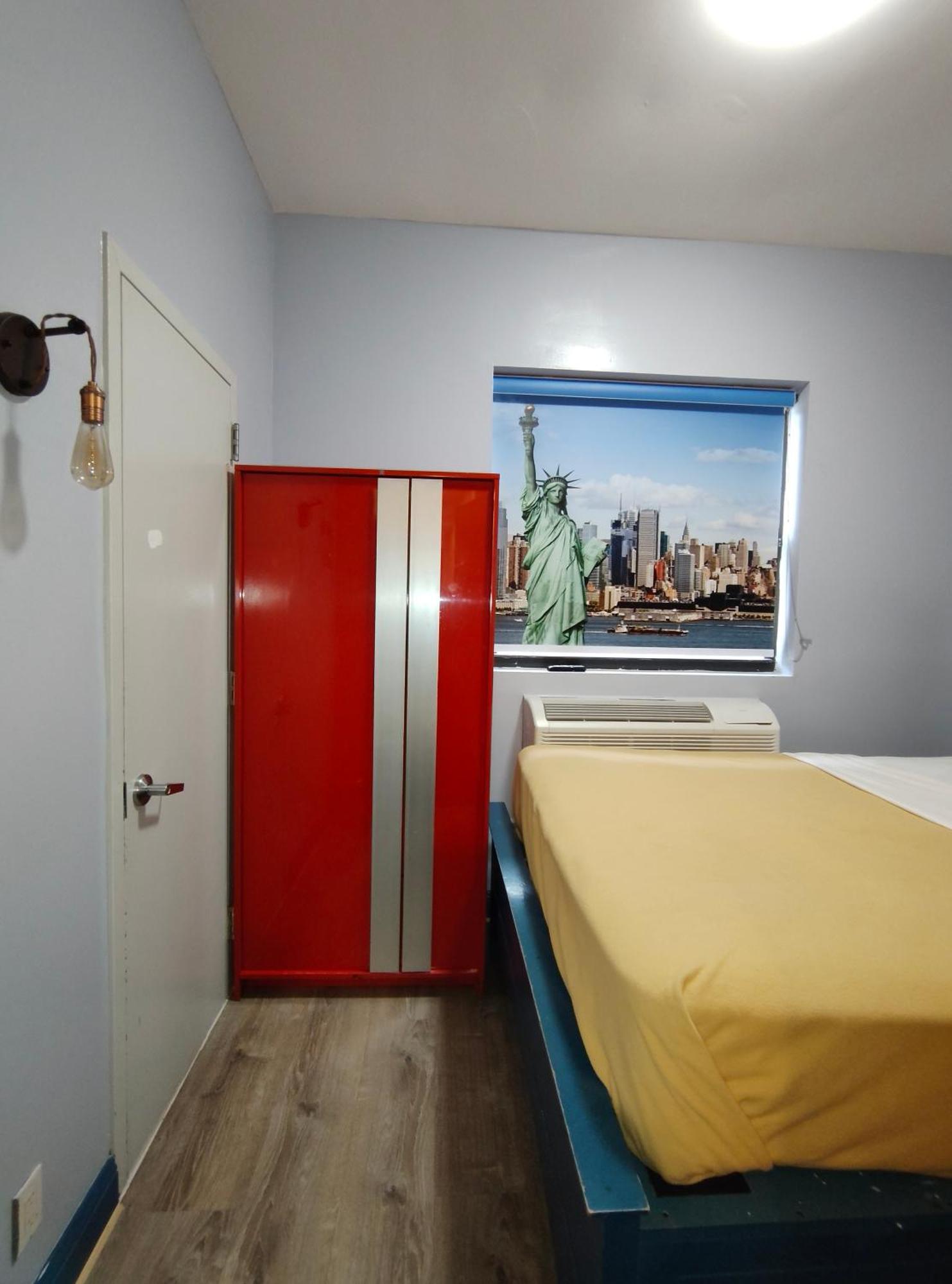 Kamer met Queensize Bed - Geschikt voor Gasten met een Lichamelijke Beperking