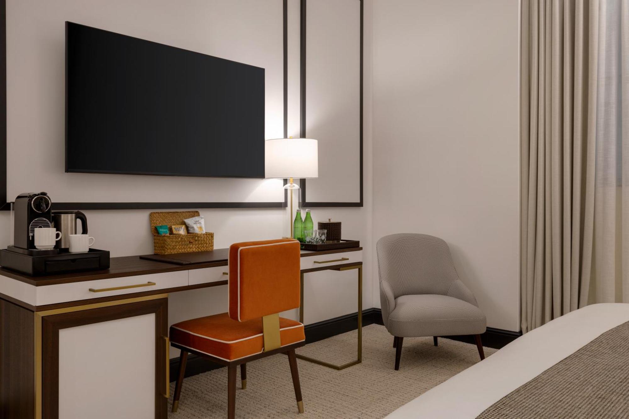 Classic King Room,1632207795:JPEG