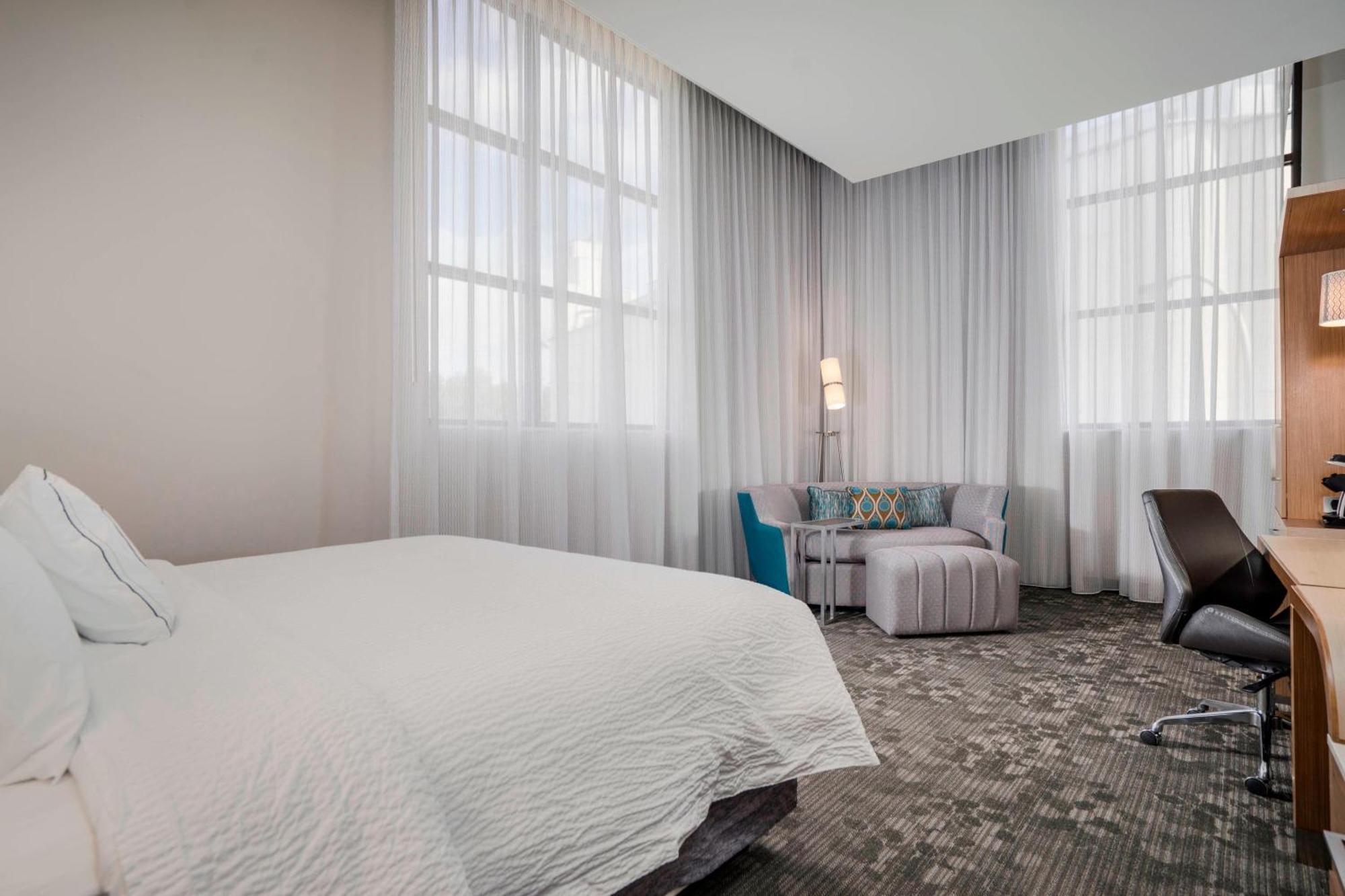 Suite mit 1 Schlafzimmer mit Kingsize-Bett mit Schlafsofa