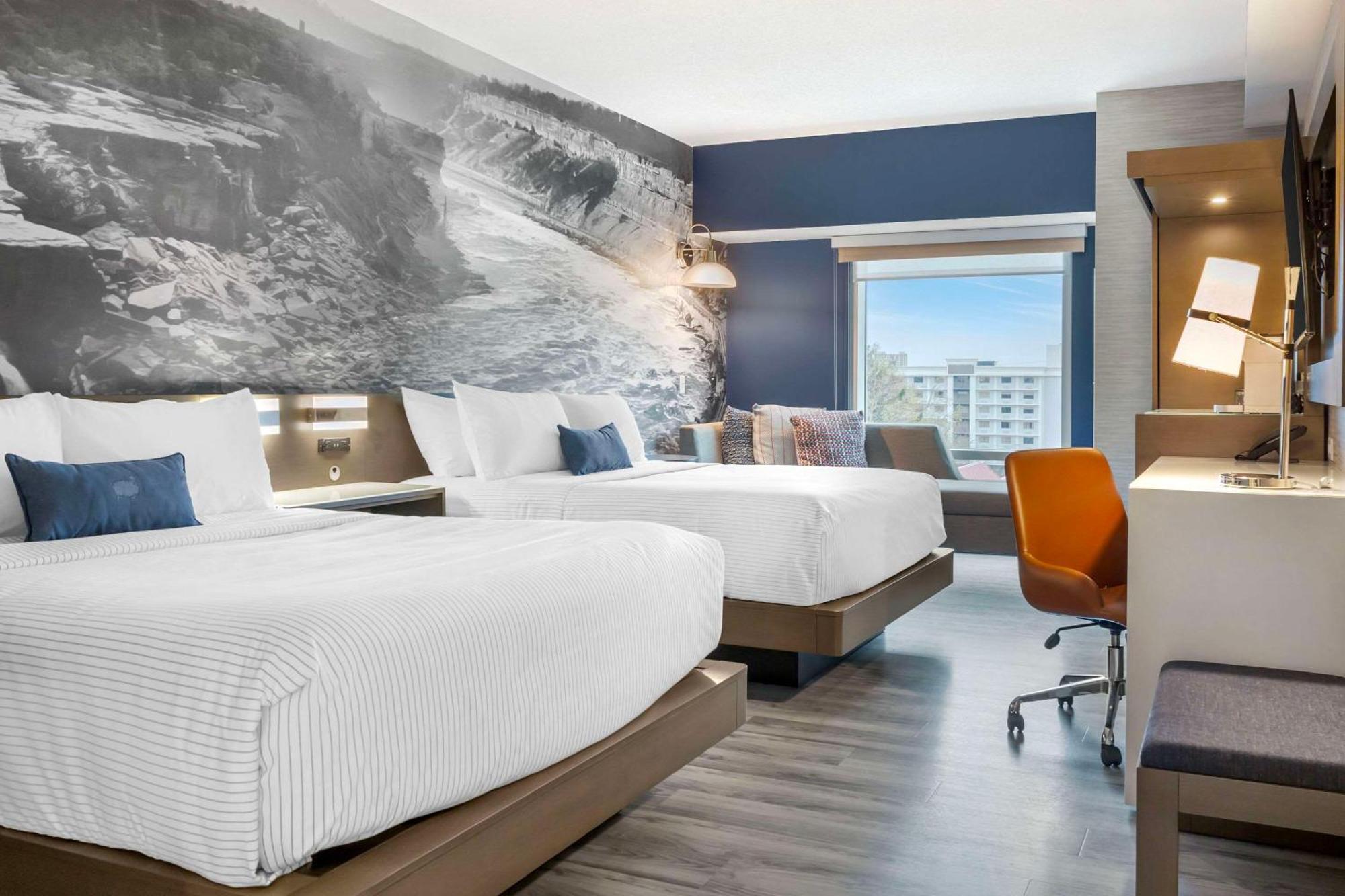 Quadruple Room with Two Queen Beds - Non Smoking,1637557031:JPEG