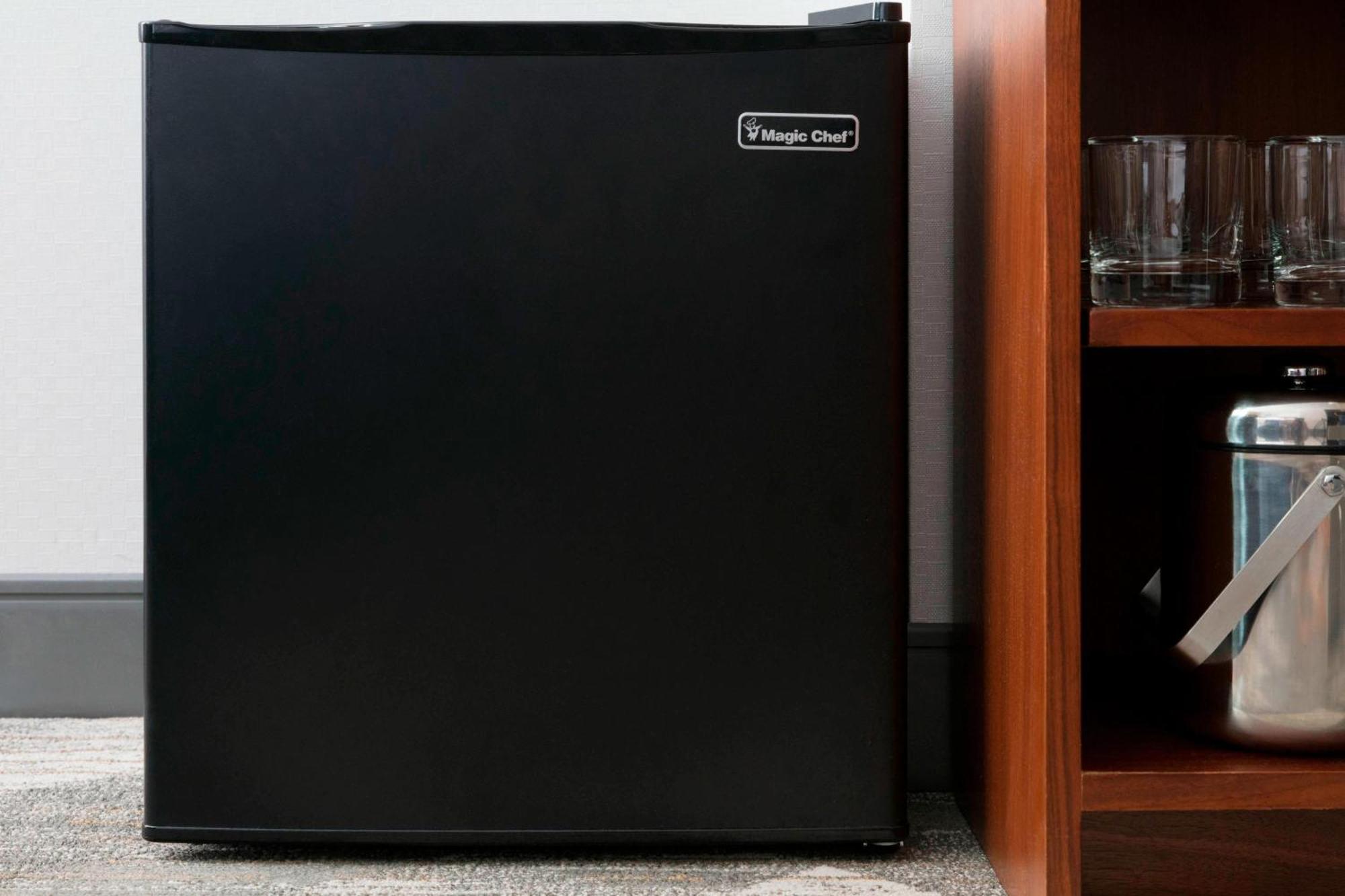 Superior King with Sofabed,1643152253:JPEG