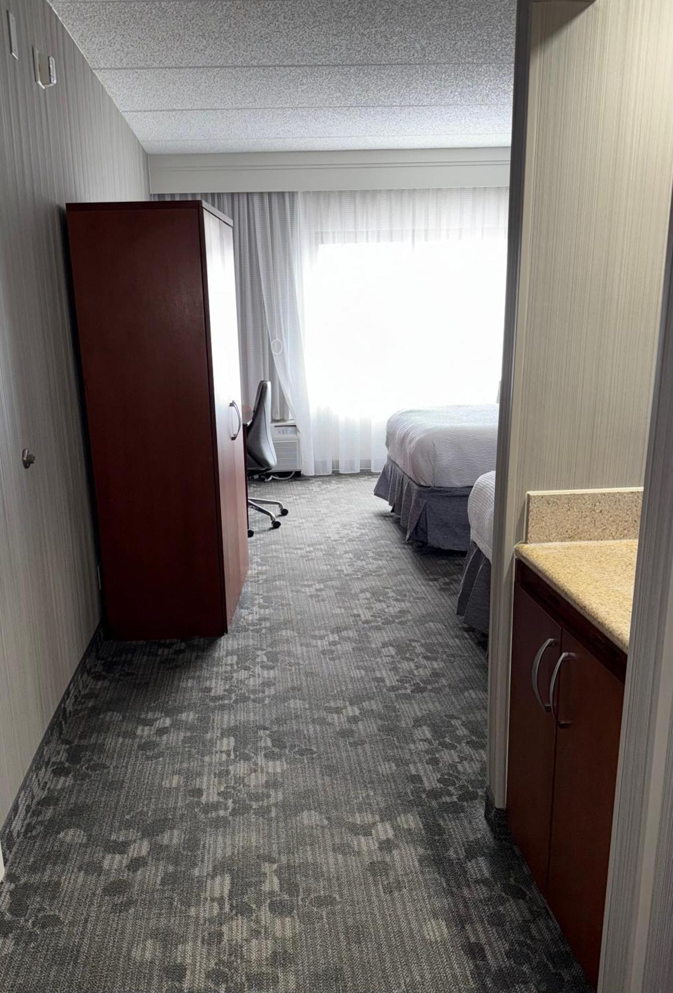 Double Room Two Double Beds Bathtub Mobility Accessible