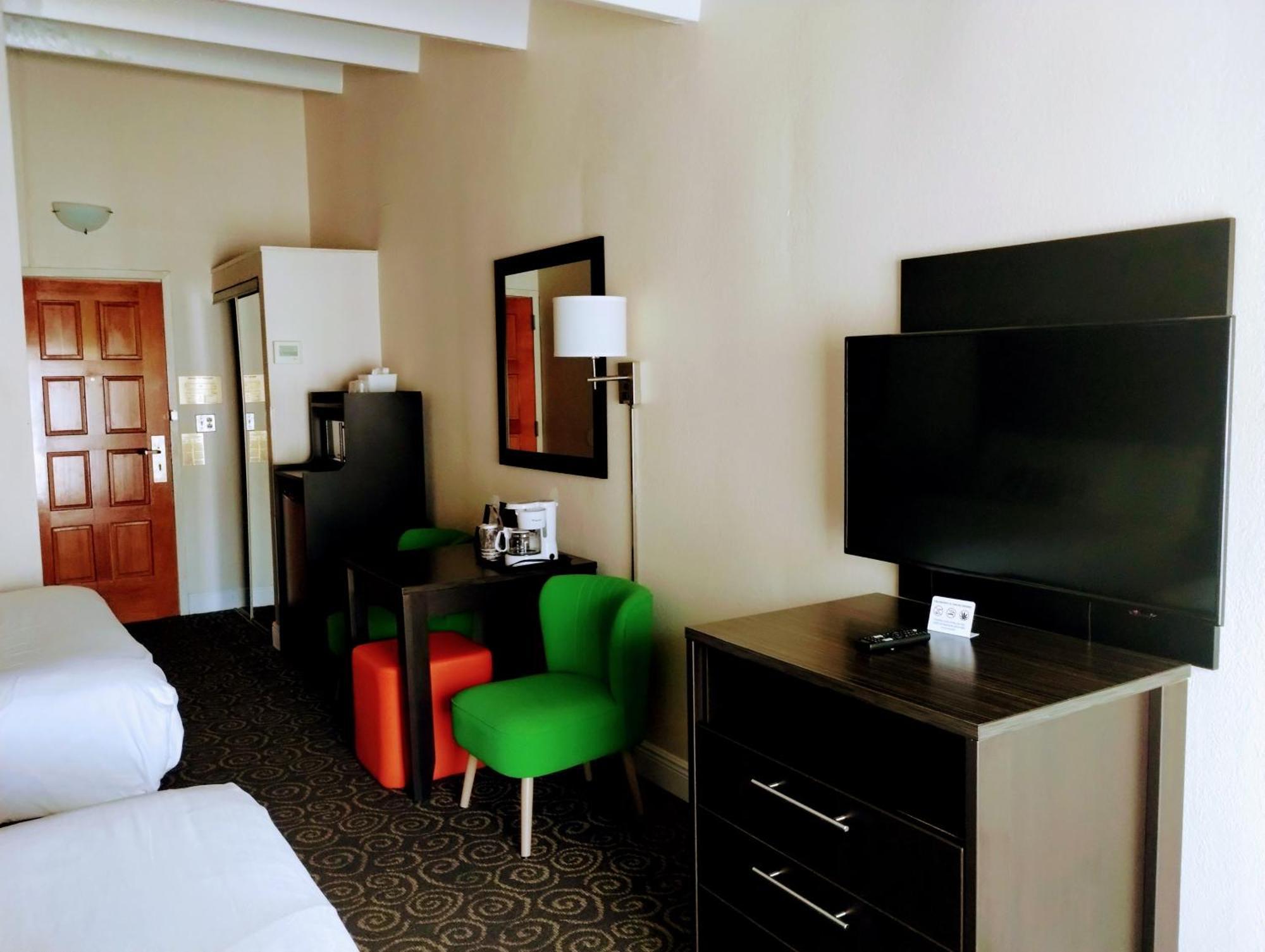 Deluxe Queen Room Two Queen Beds