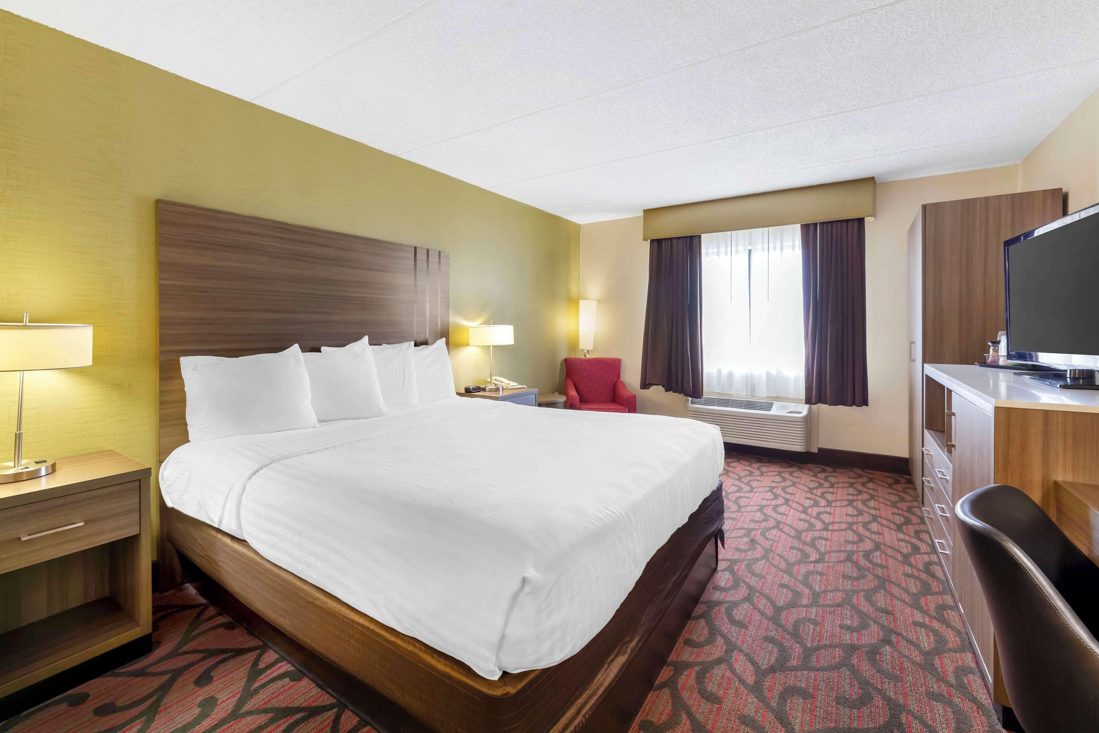 King Room - Non-Smoking