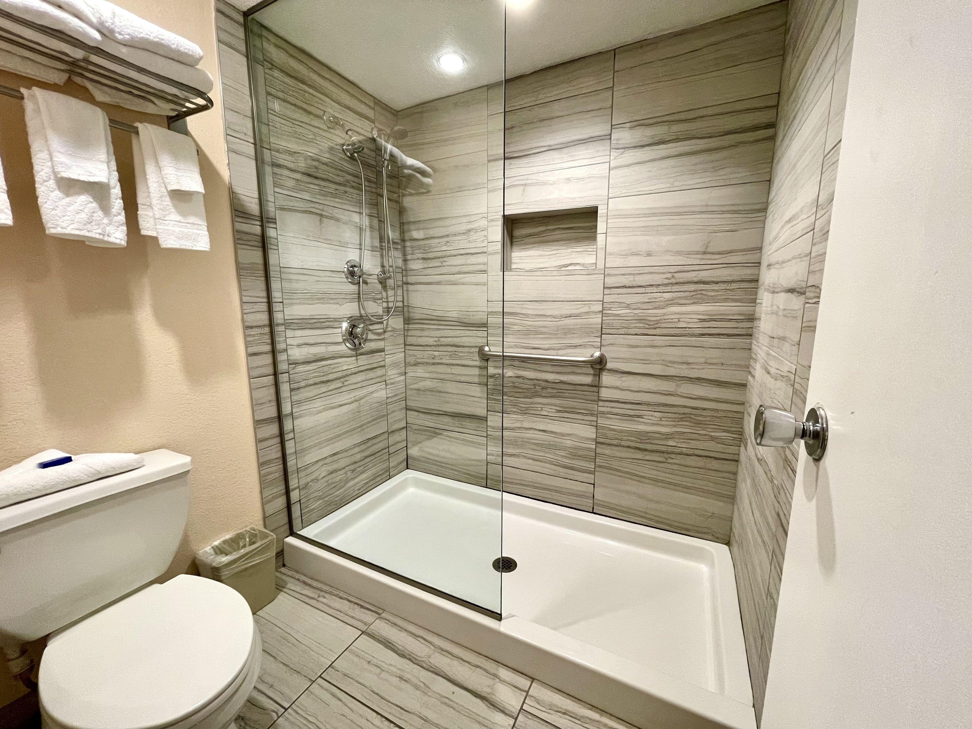 Queen Room Two Queen Beds Walk Shower
