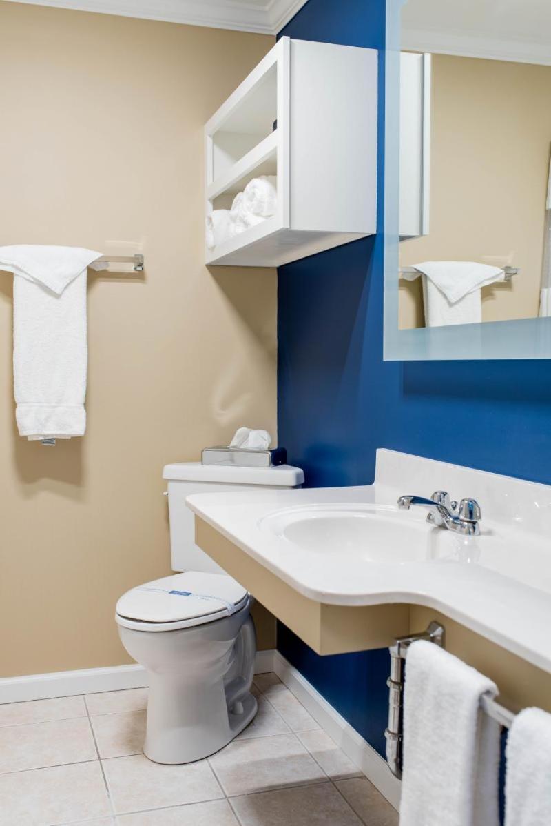 Deluxe Double Room with Castle View