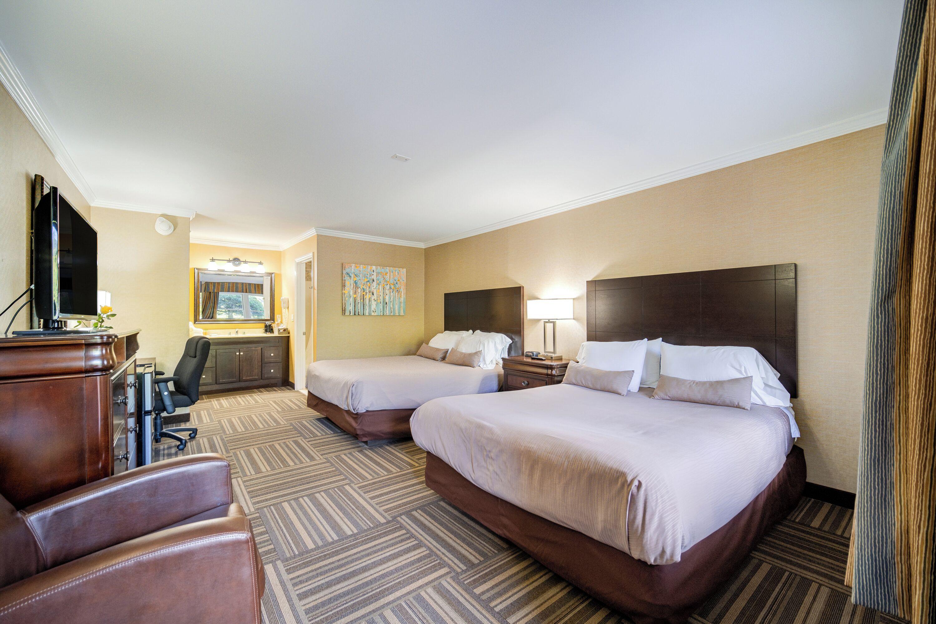 Standard Queen Room with Two Queen Beds