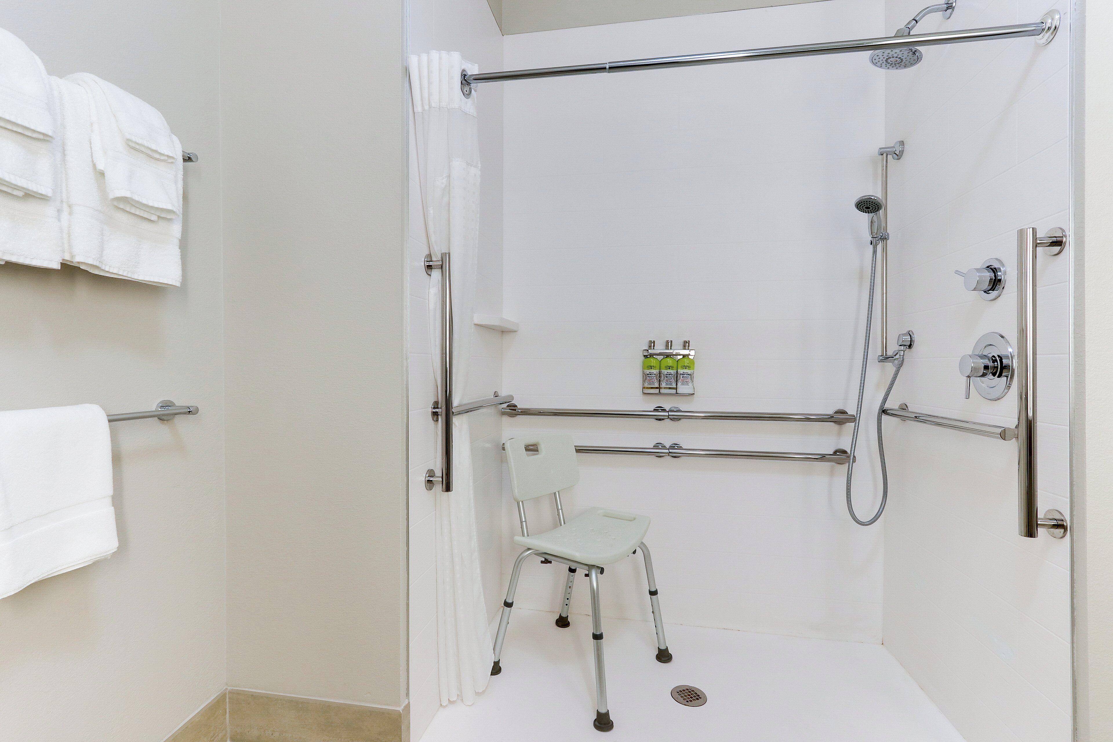 King Suite Hearing Accessible or Non-Smoking