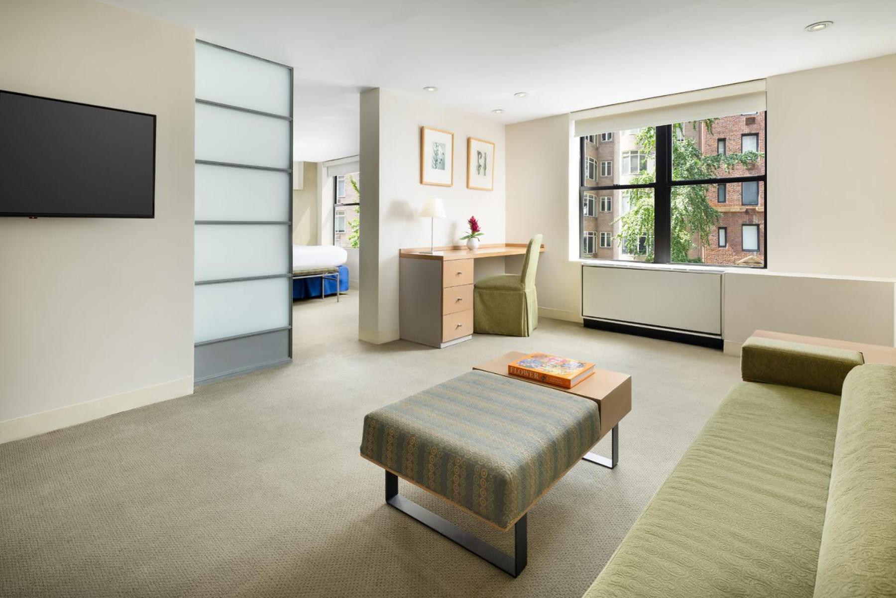 One-Bedroom Queen Suite,1739370469:JPEG