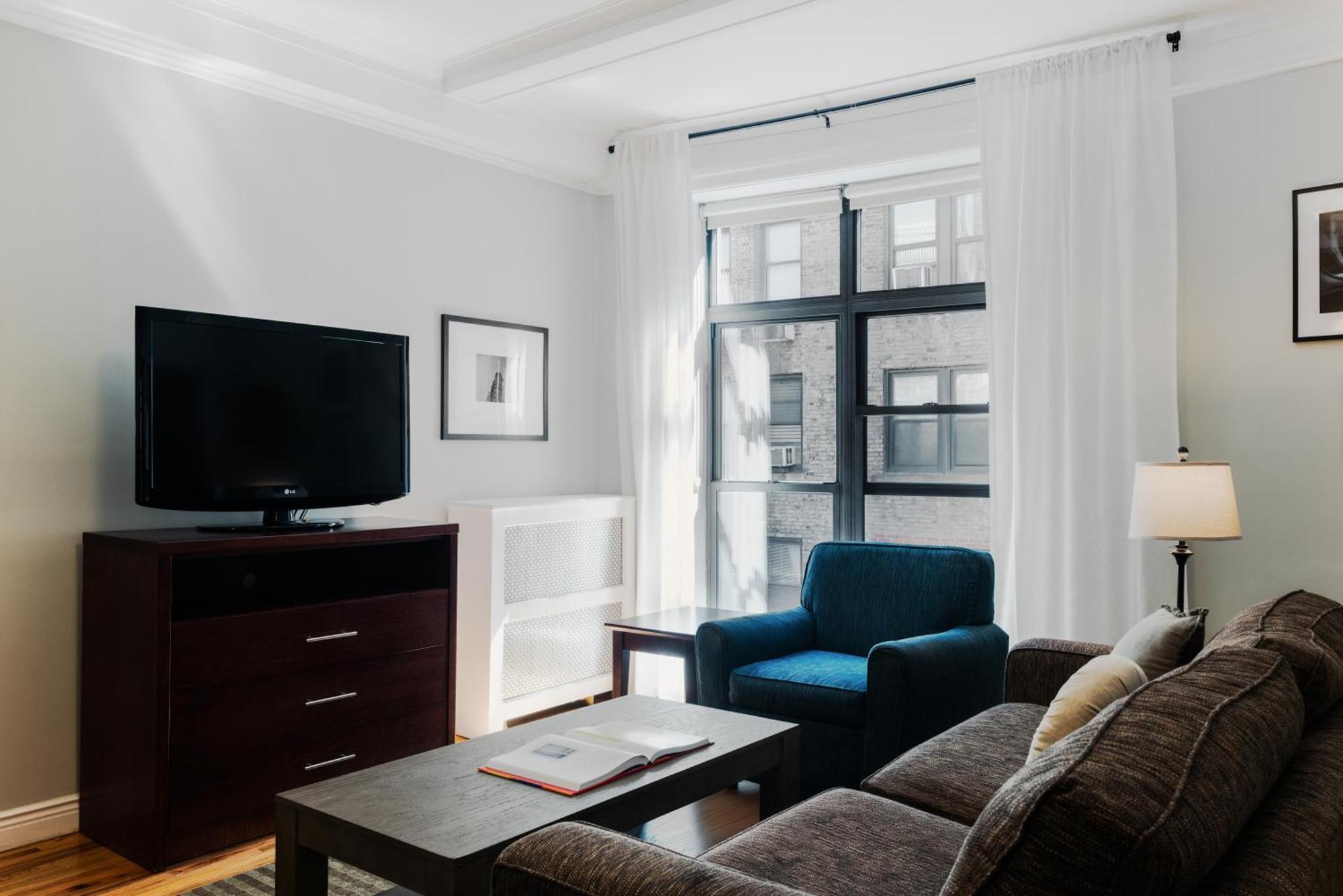 Apartamento de 1 dormitorio con cama extragrande