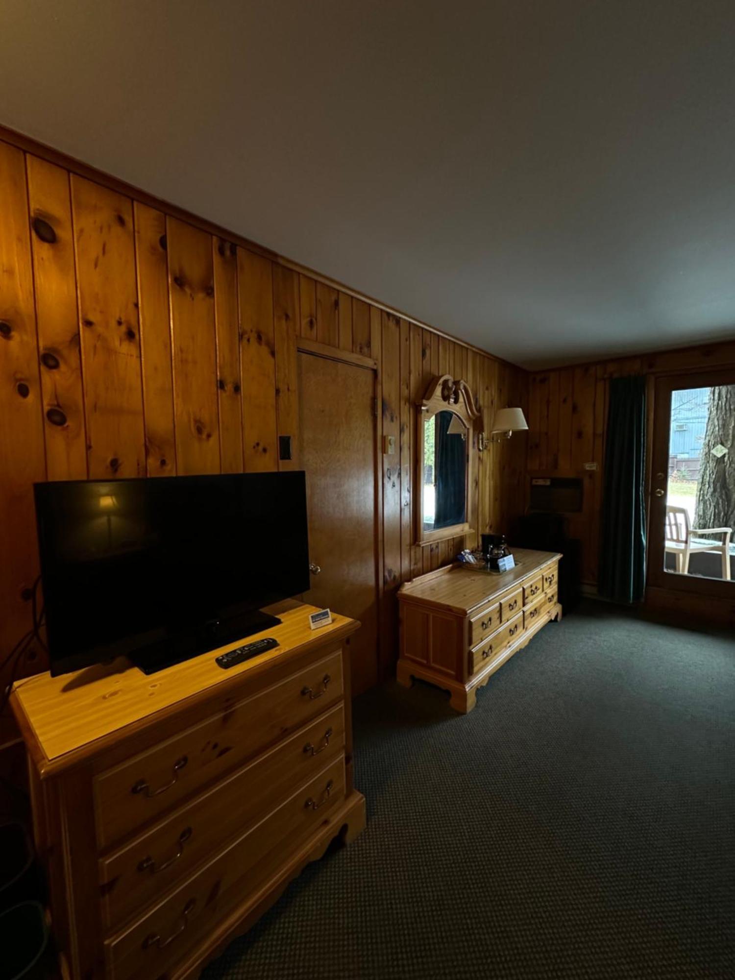 Budget Double Room,1747141925:JPEG