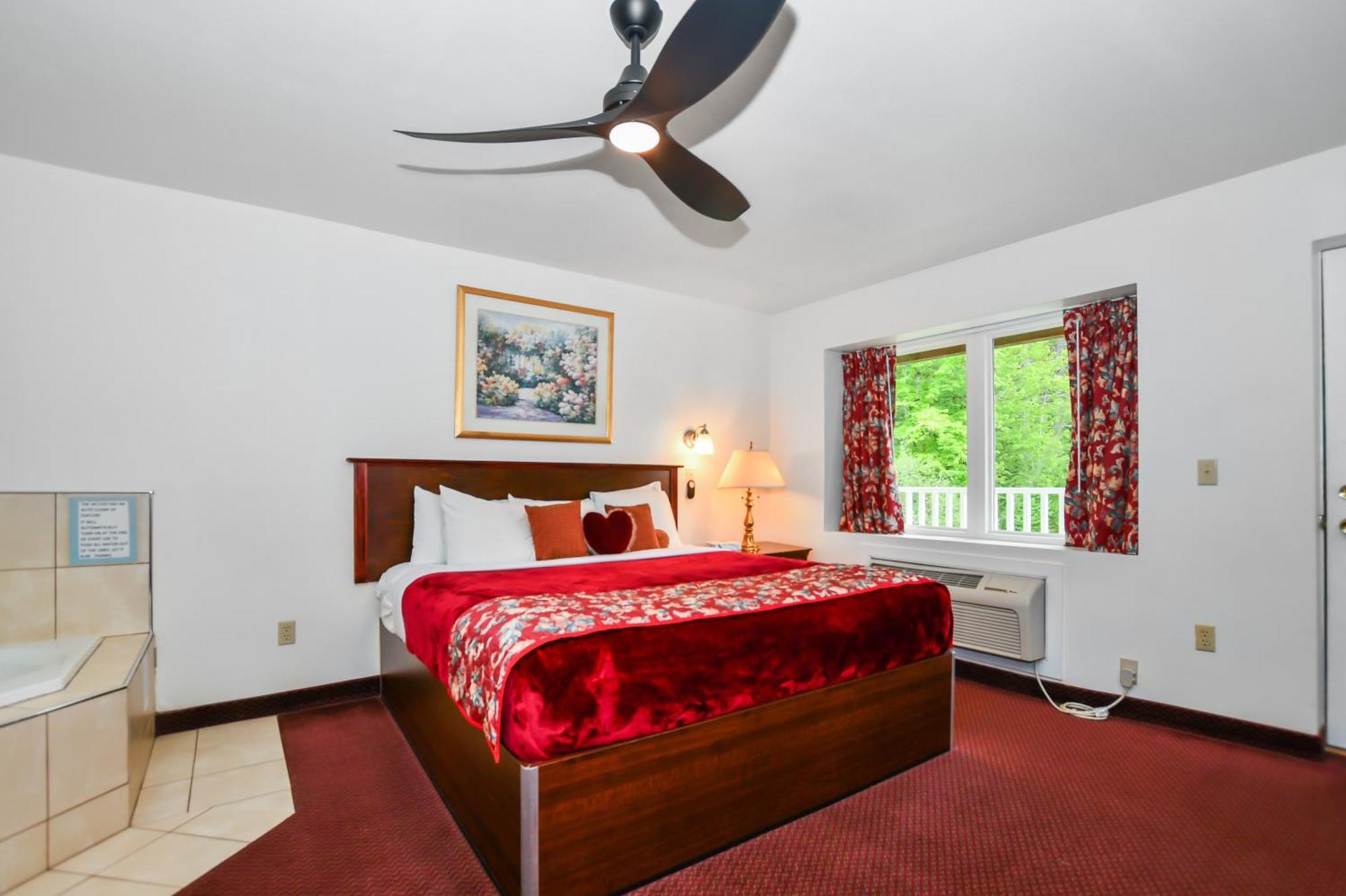 Honeymoon Suite