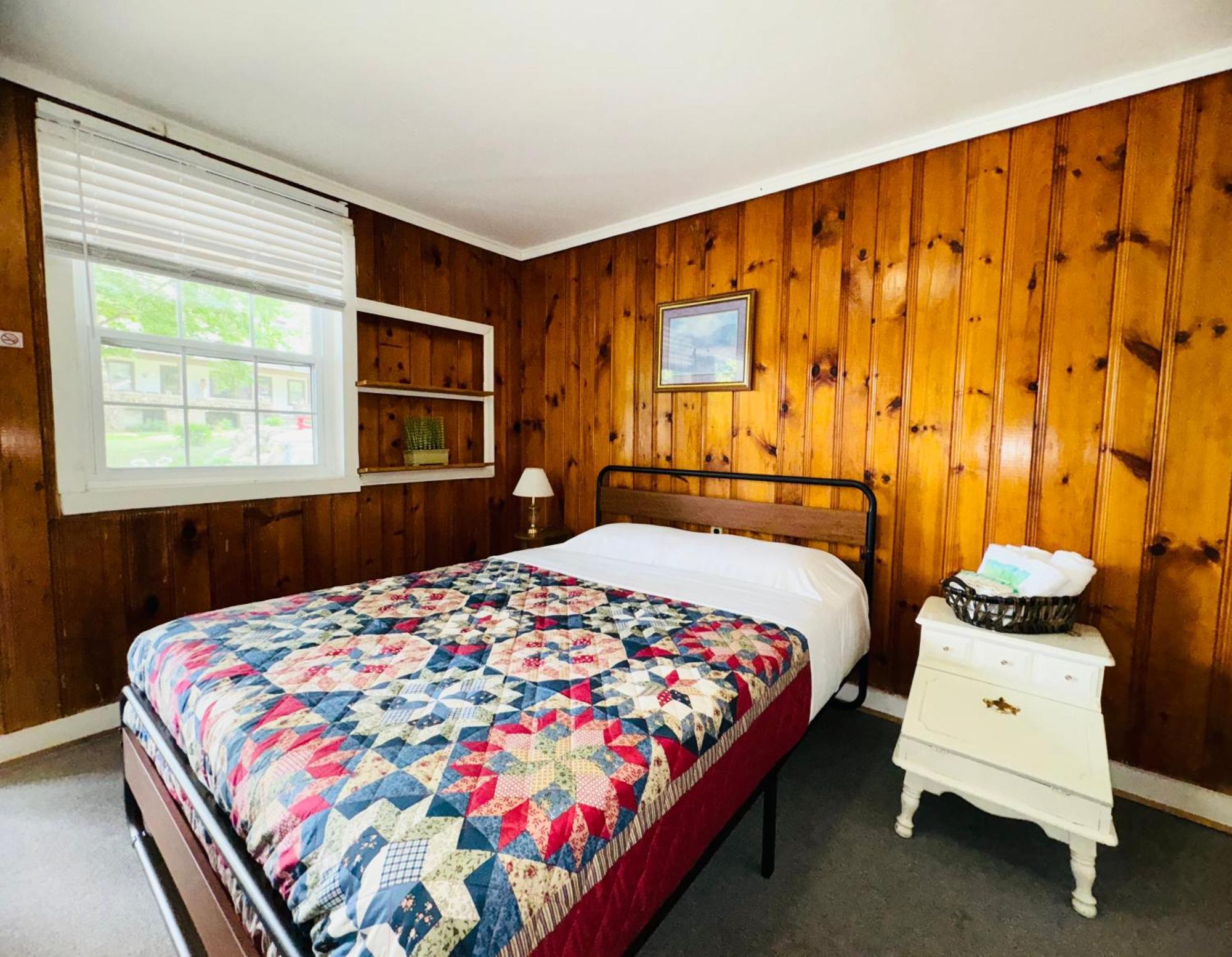 One-Bedroom Chalet No Pets Allowed