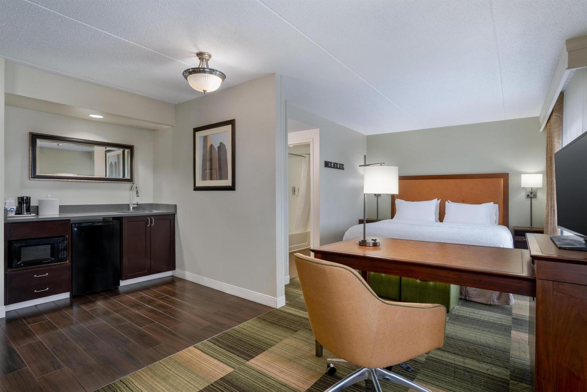 King Studio Suite Non-Smoking