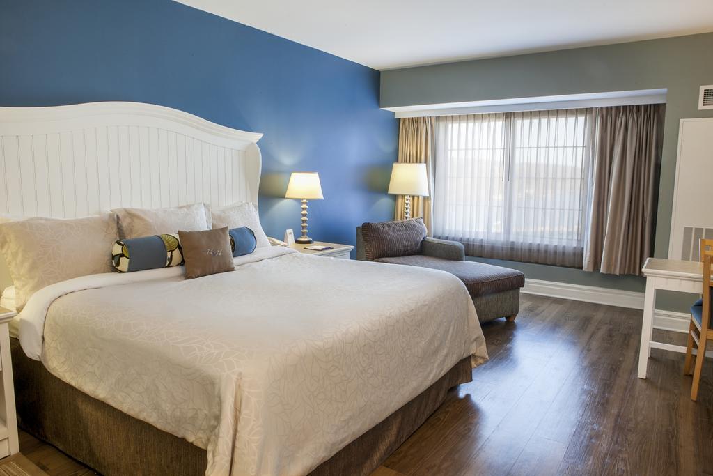 King Room with Lake View
