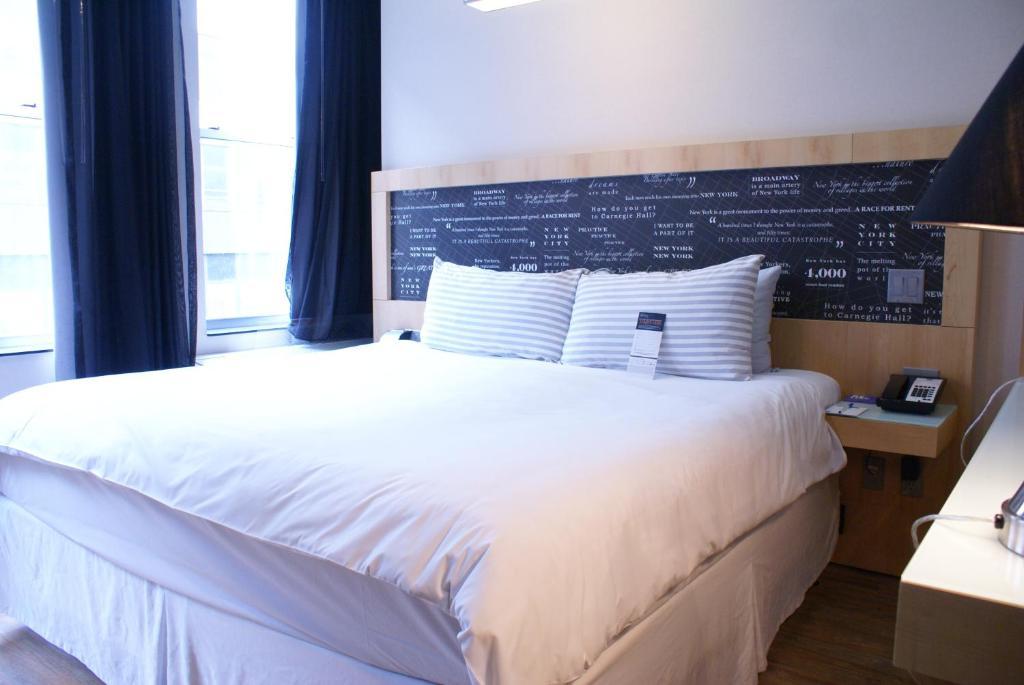 Kamer met Queensize Bed