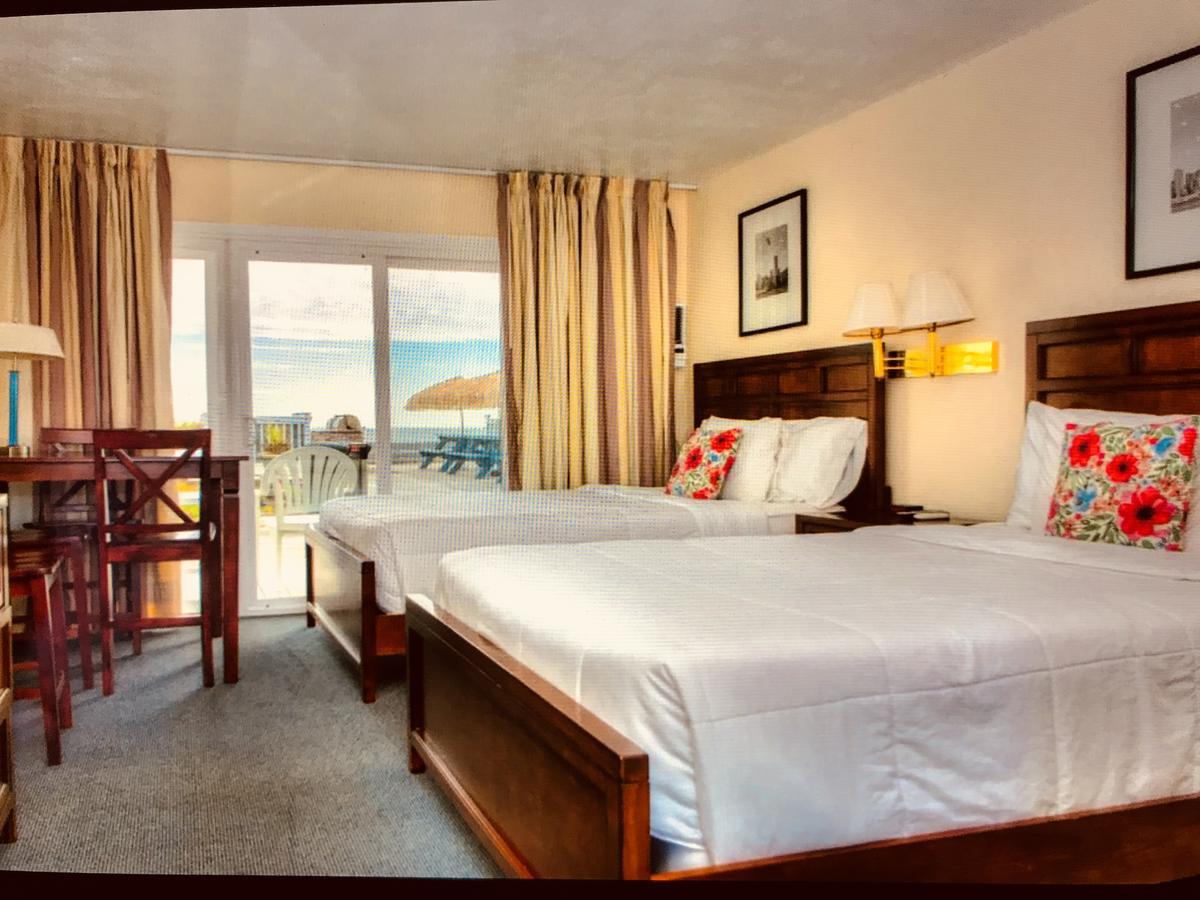 Double Room with Pool View
