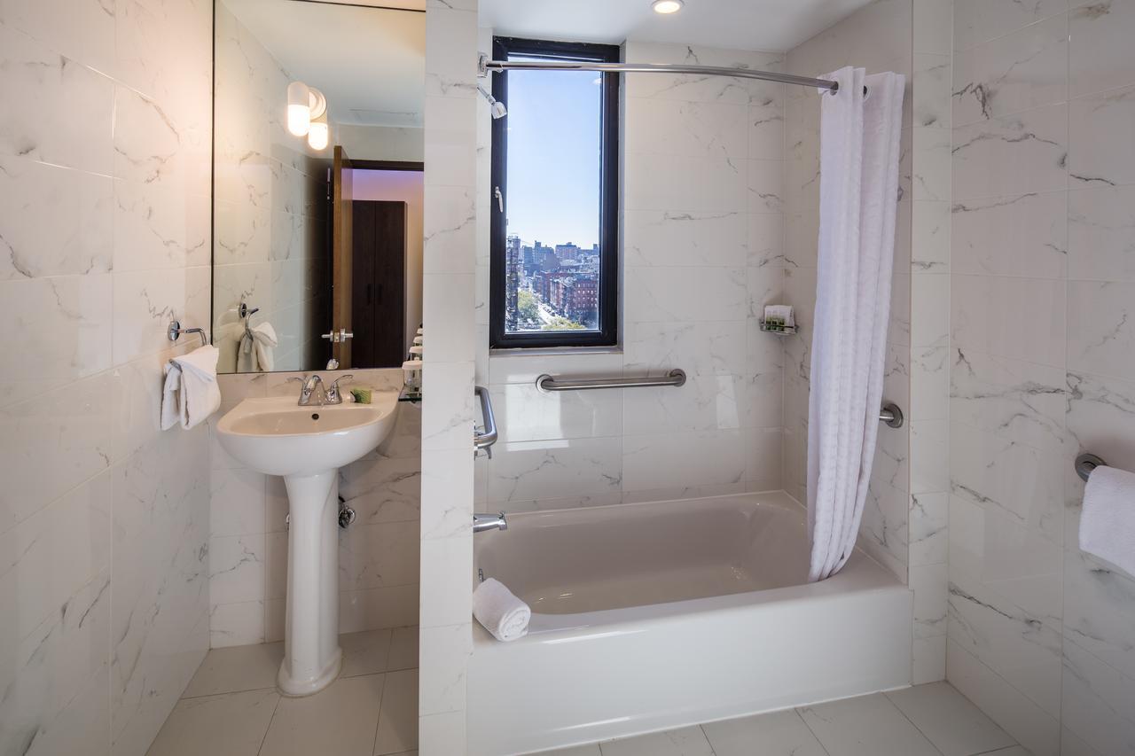 Queen Room - Disability Access,642552813:JPEG