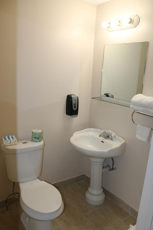 Standard King Room,1386677837:JPEG