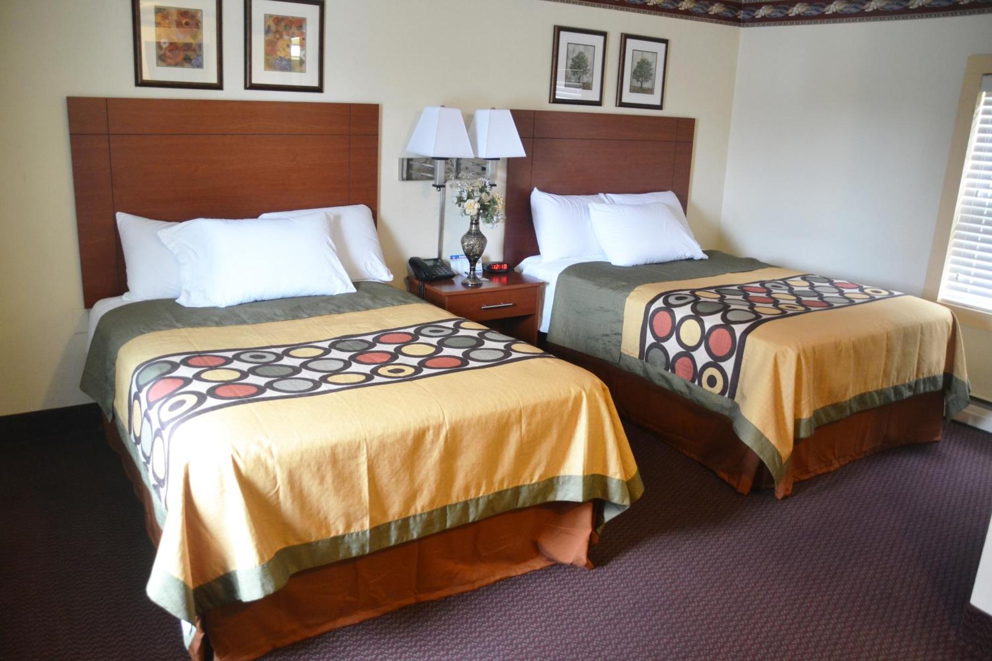 Double Room with Two Double Beds (4 Adults),113375834:JPEG