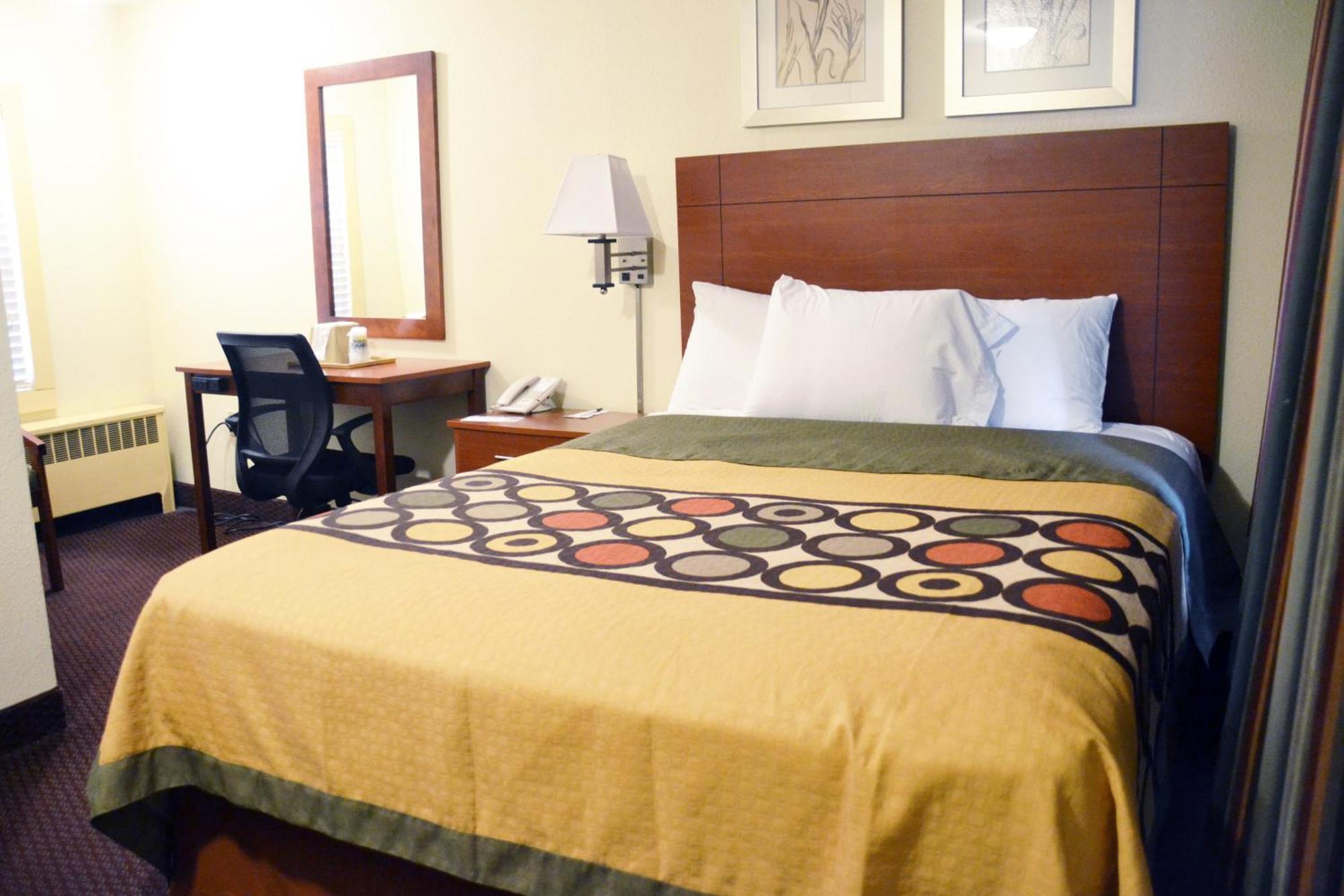 Queen Room,113375834:JPEG