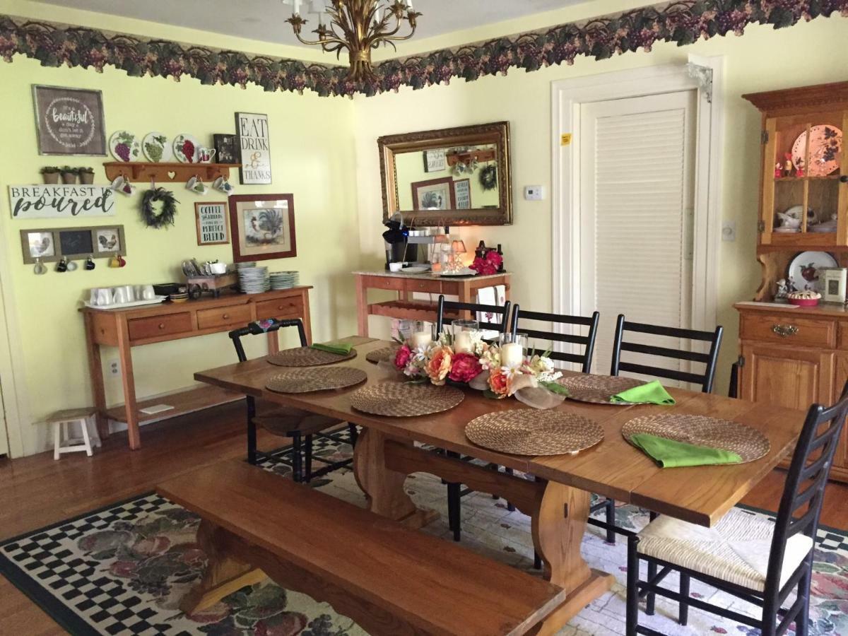 Double Room with Private Bathroom,789186573:JPEG