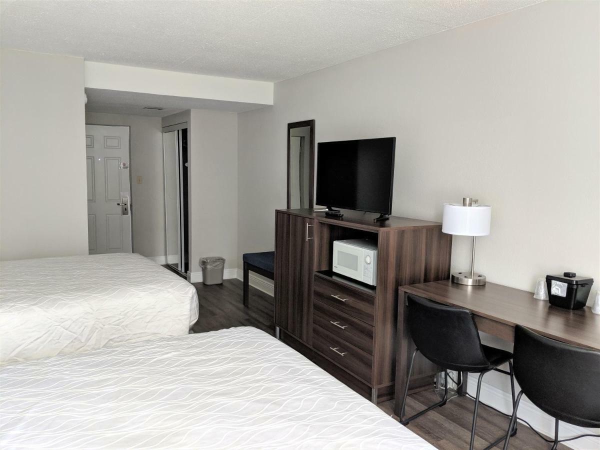 Deluxe Room Two Queen Beds Beachside