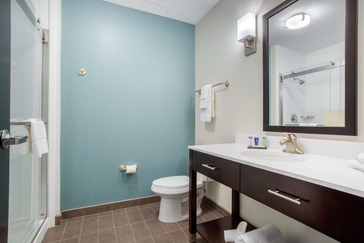 Queen Room with Two Queen Beds - Accessible/Non-Smoking