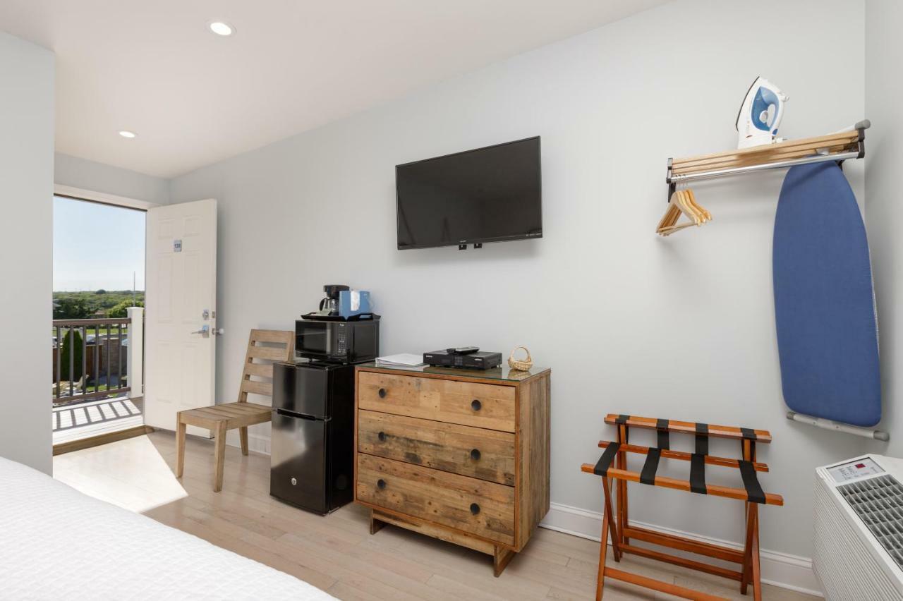 King Room with Balcony,831185786:JPEG