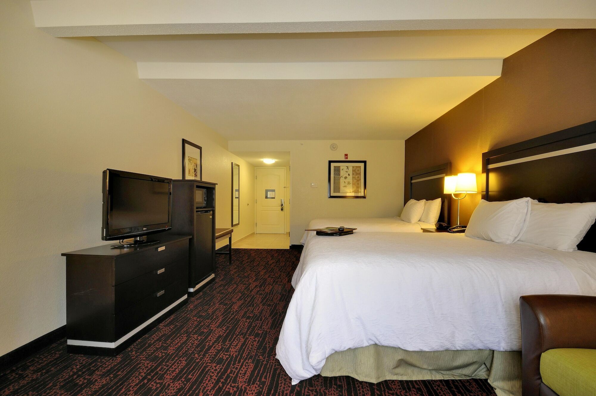 Queen Room with Two Queen Beds and Sofa Bed - Non-Smoking