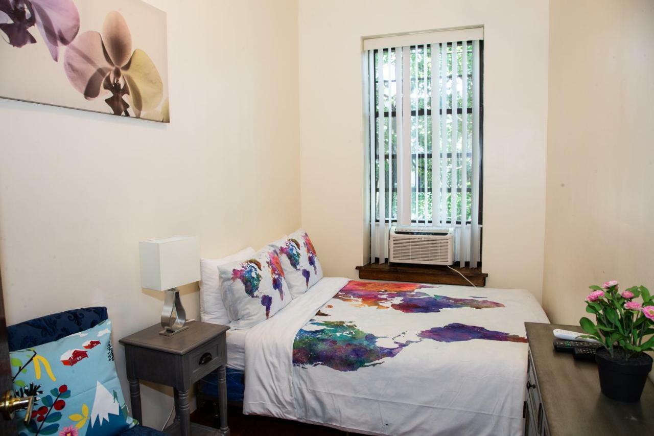 One-Bedroom Apartment,861879167:JPEG